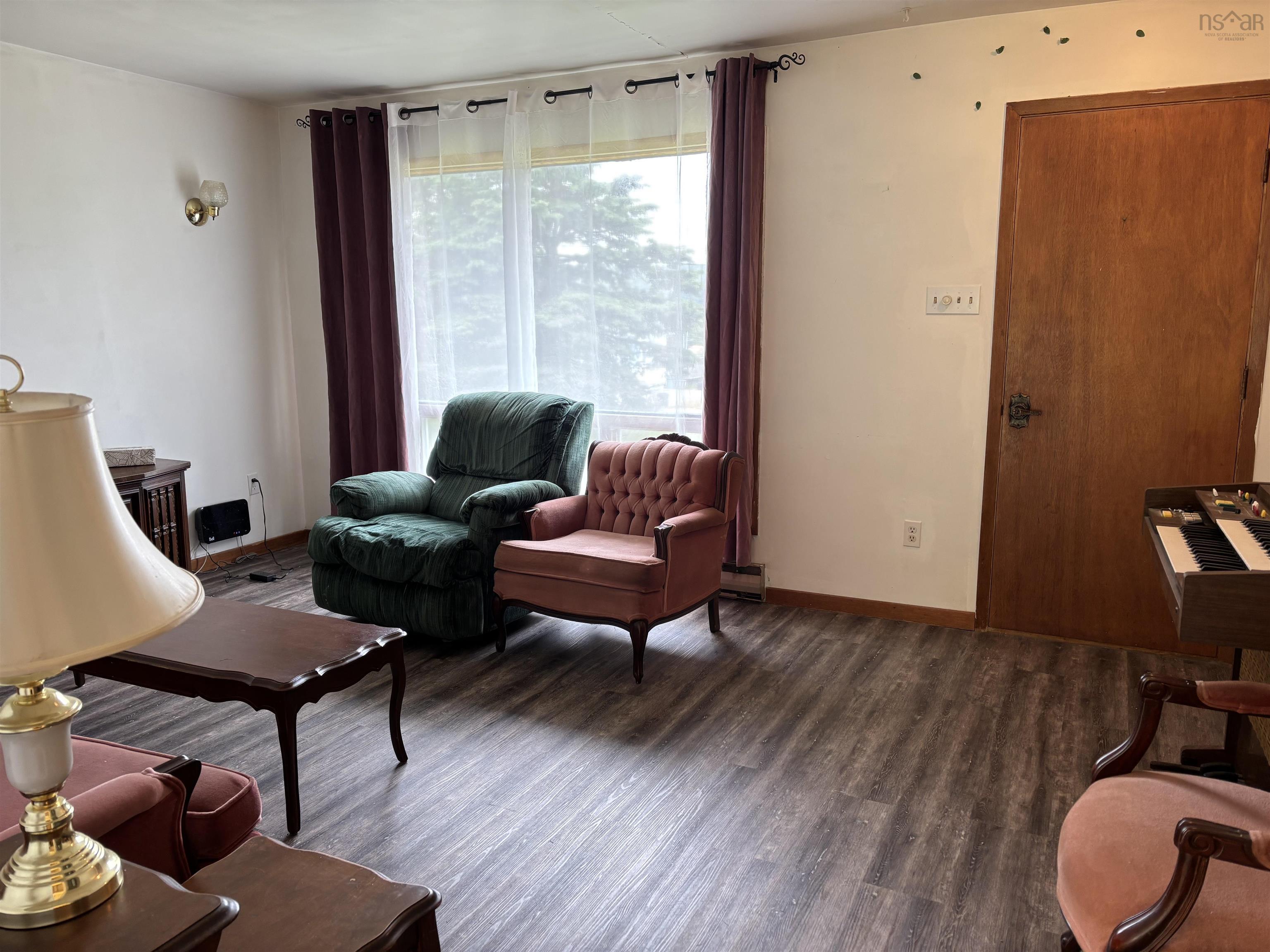 $239,900.00: 3 Elder Vista Dr., Howie Centre