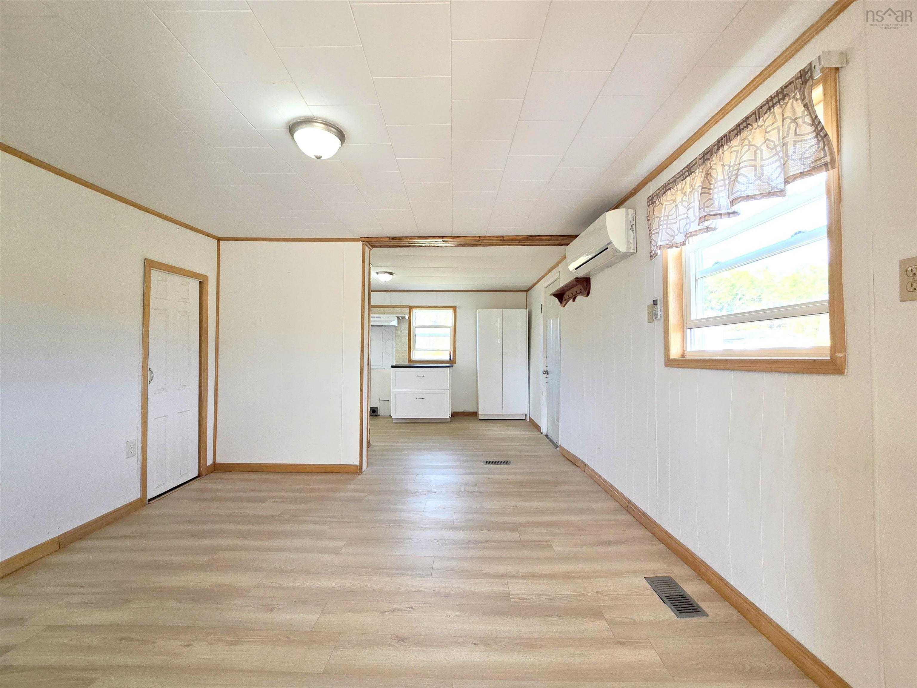 $159,900.00: 173 Boston Road, River Hebert East
