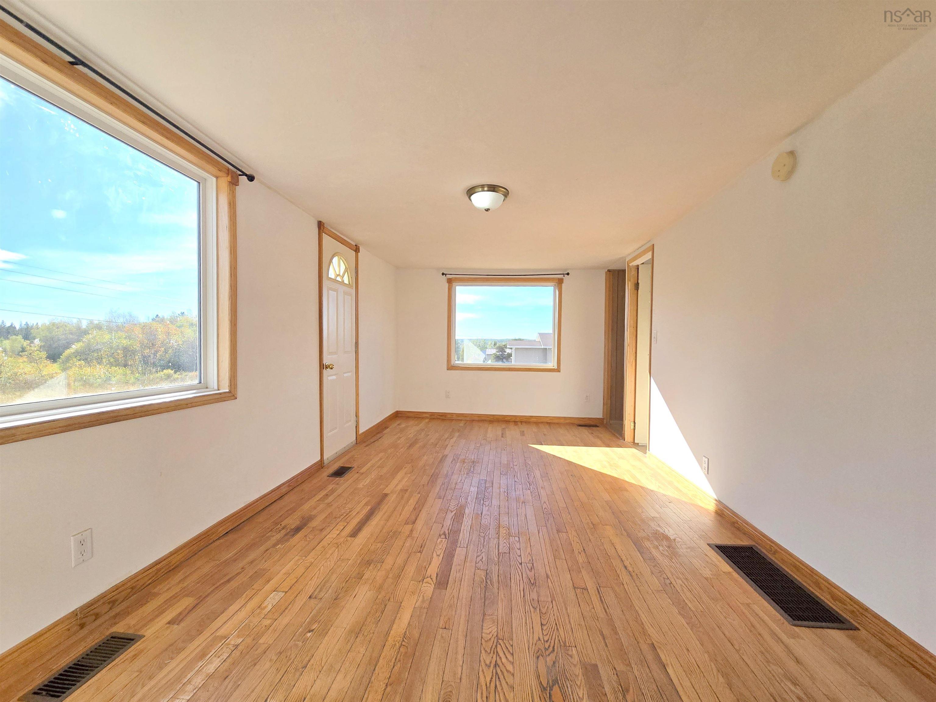 $159,900.00: 173 Boston Road, River Hebert East