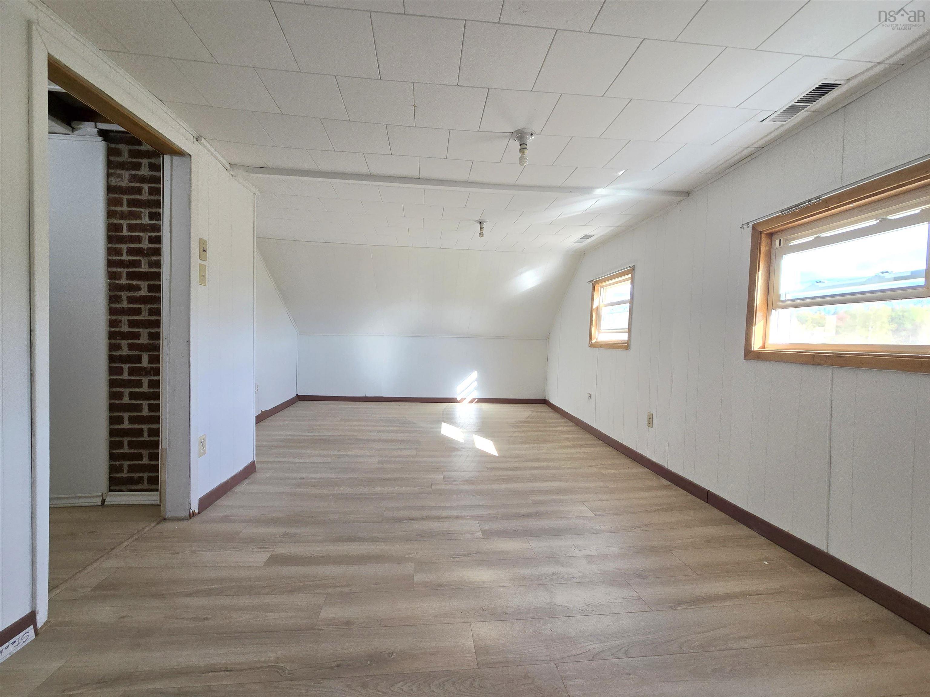 $159,900.00: 173 Boston Road, River Hebert East