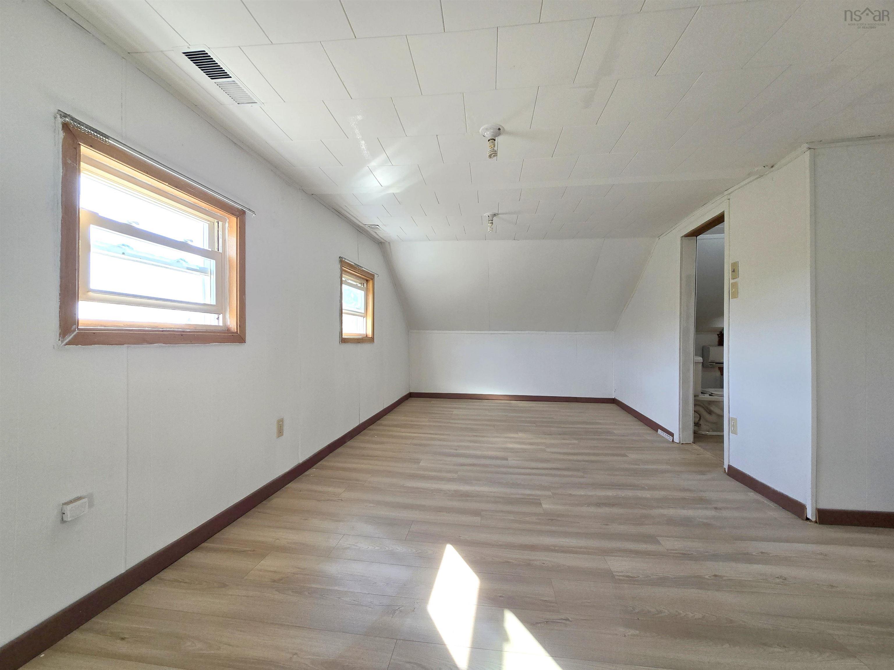 $159,900.00: 173 Boston Road, River Hebert East