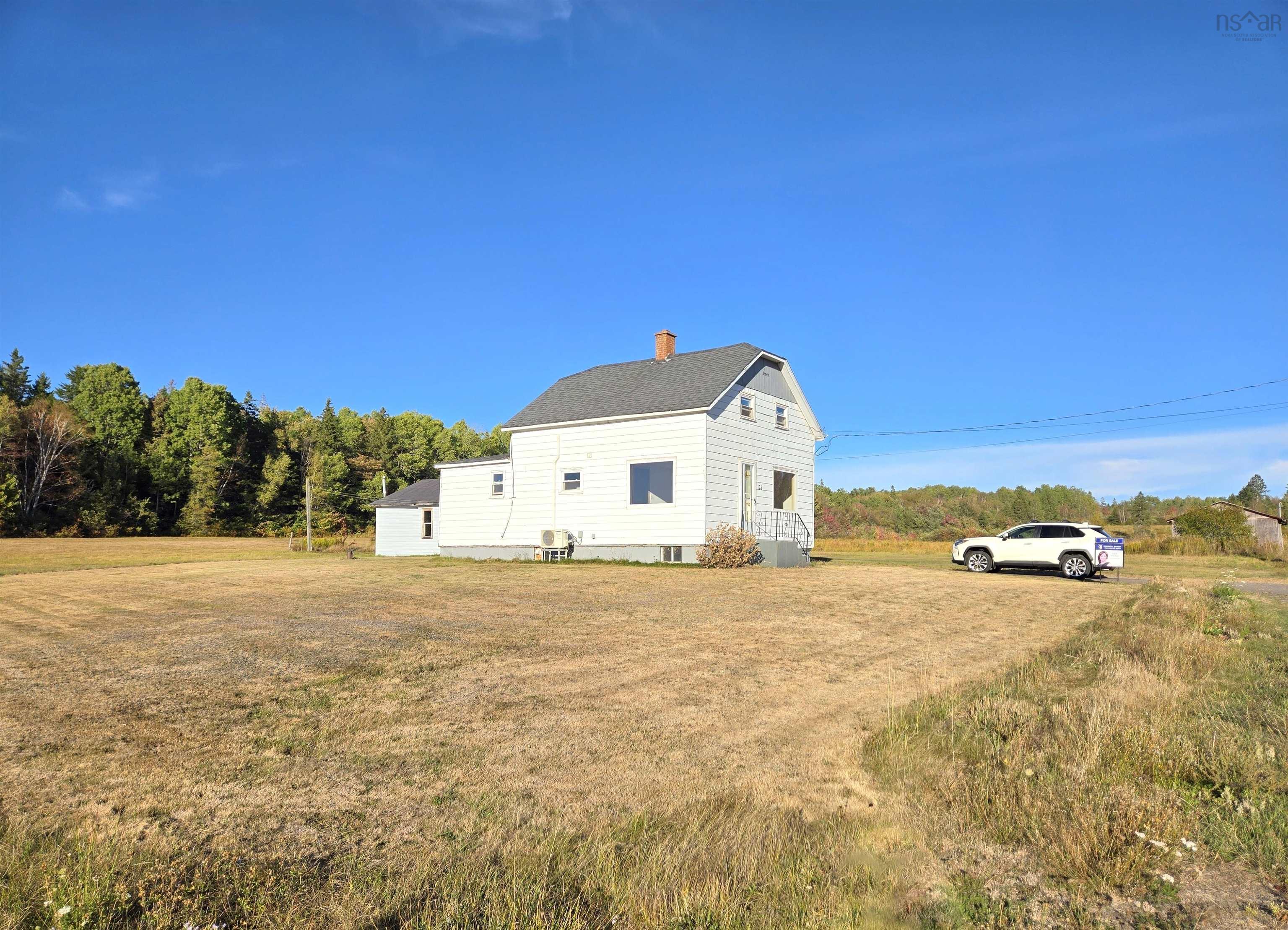 $159,900.00: 173 Boston Road, River Hebert East
