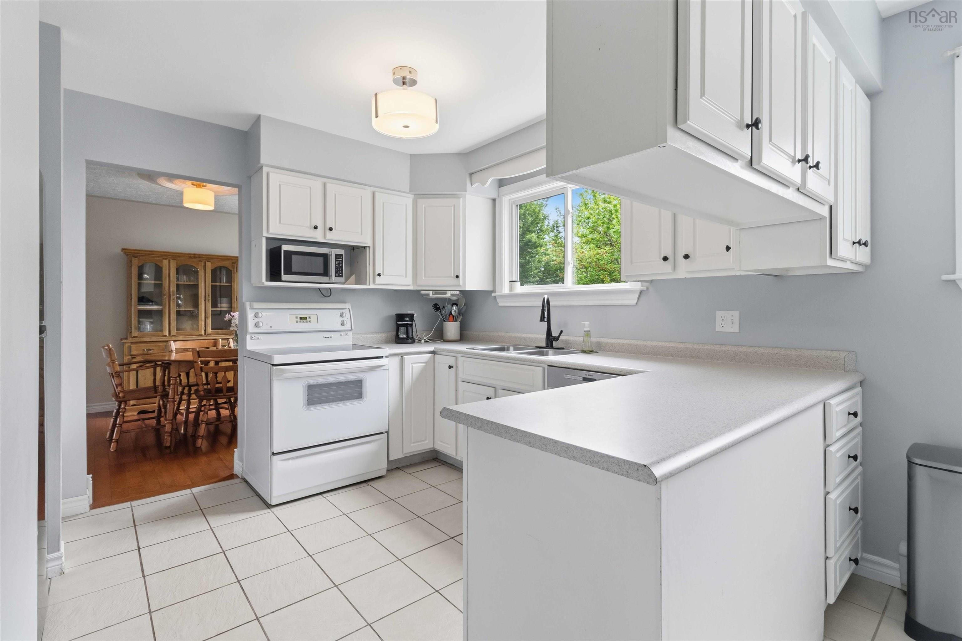 $629,900.00: 12 Cedar Crescent, Cole Harbour
