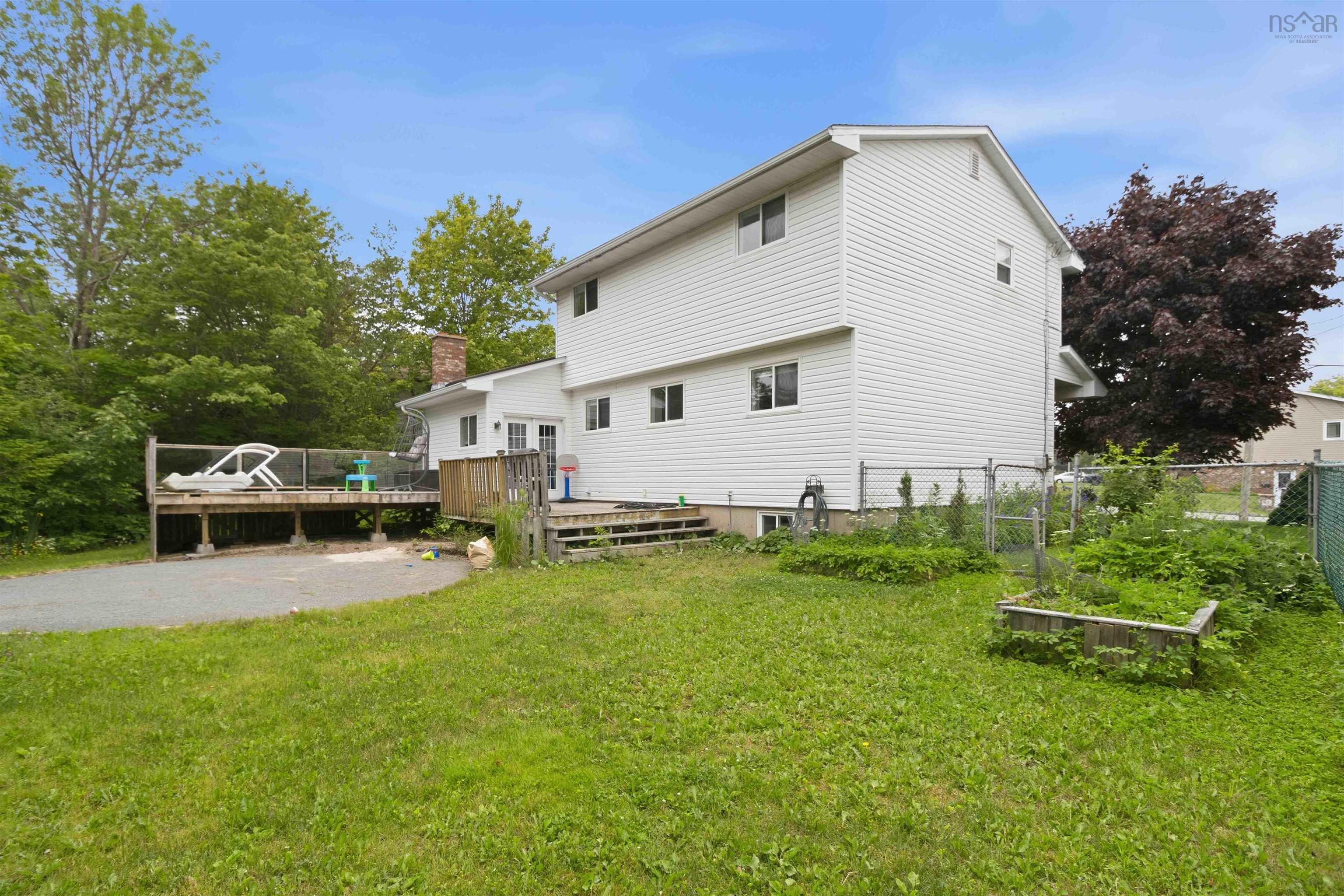 $629,900.00: 12 Cedar Crescent, Cole Harbour