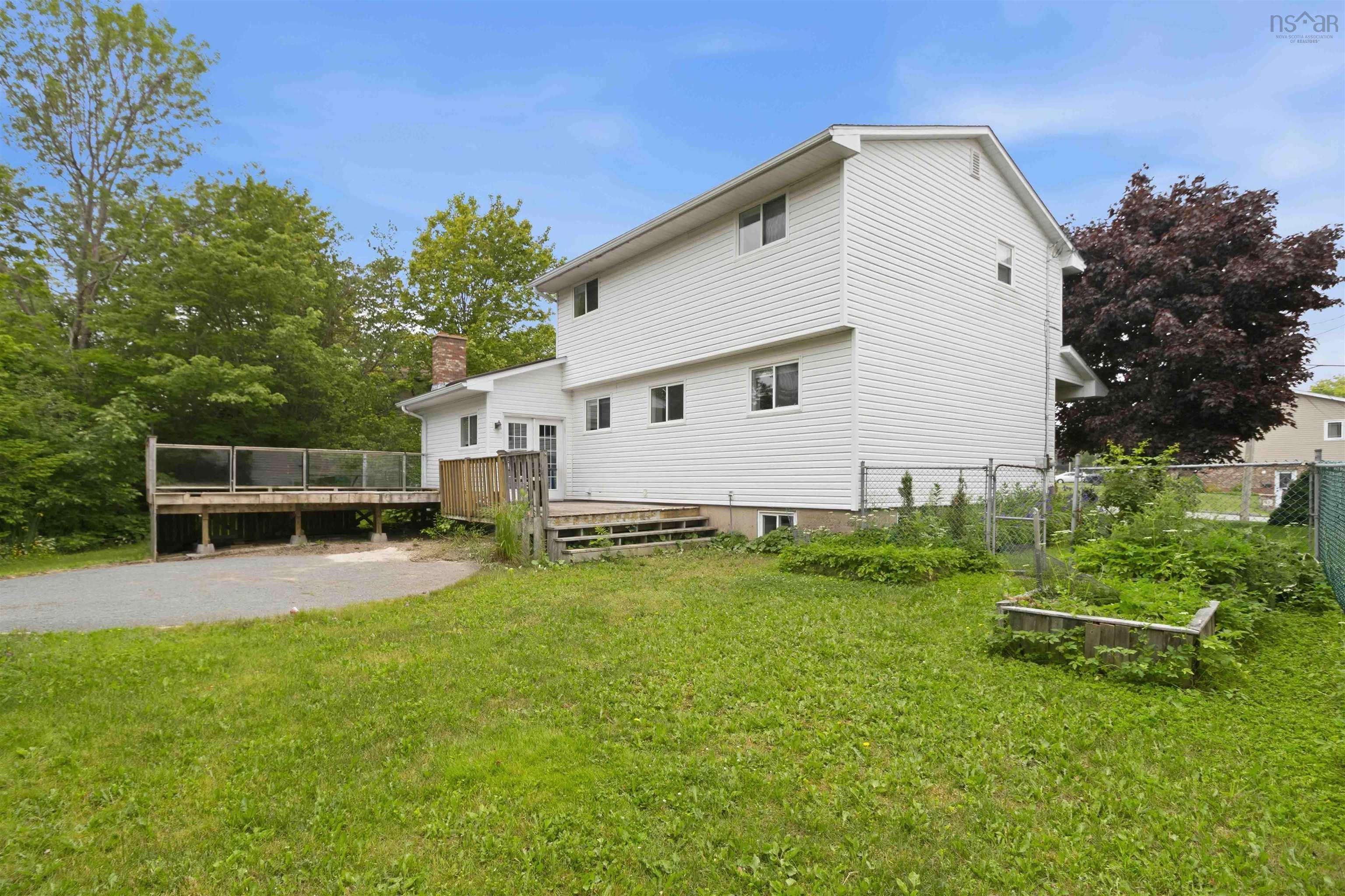 $629,900.00: 12 Cedar Crescent, Cole Harbour