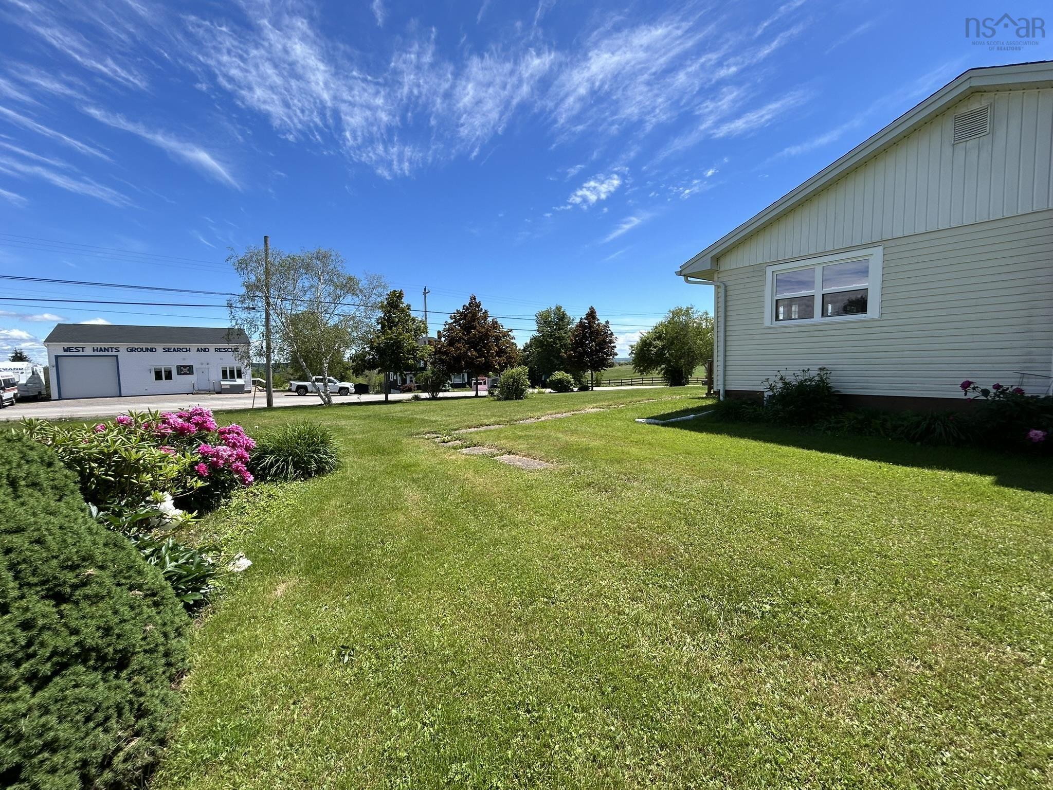 $389,000.00: 826 1 Highway, Mount Denson