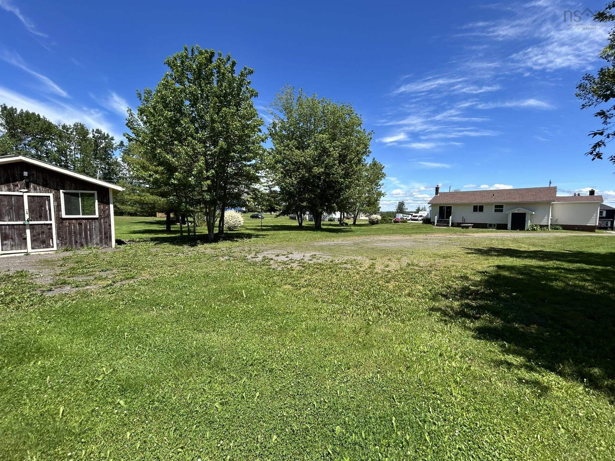 $389,000.00: 826 1 Highway, Mount Denson