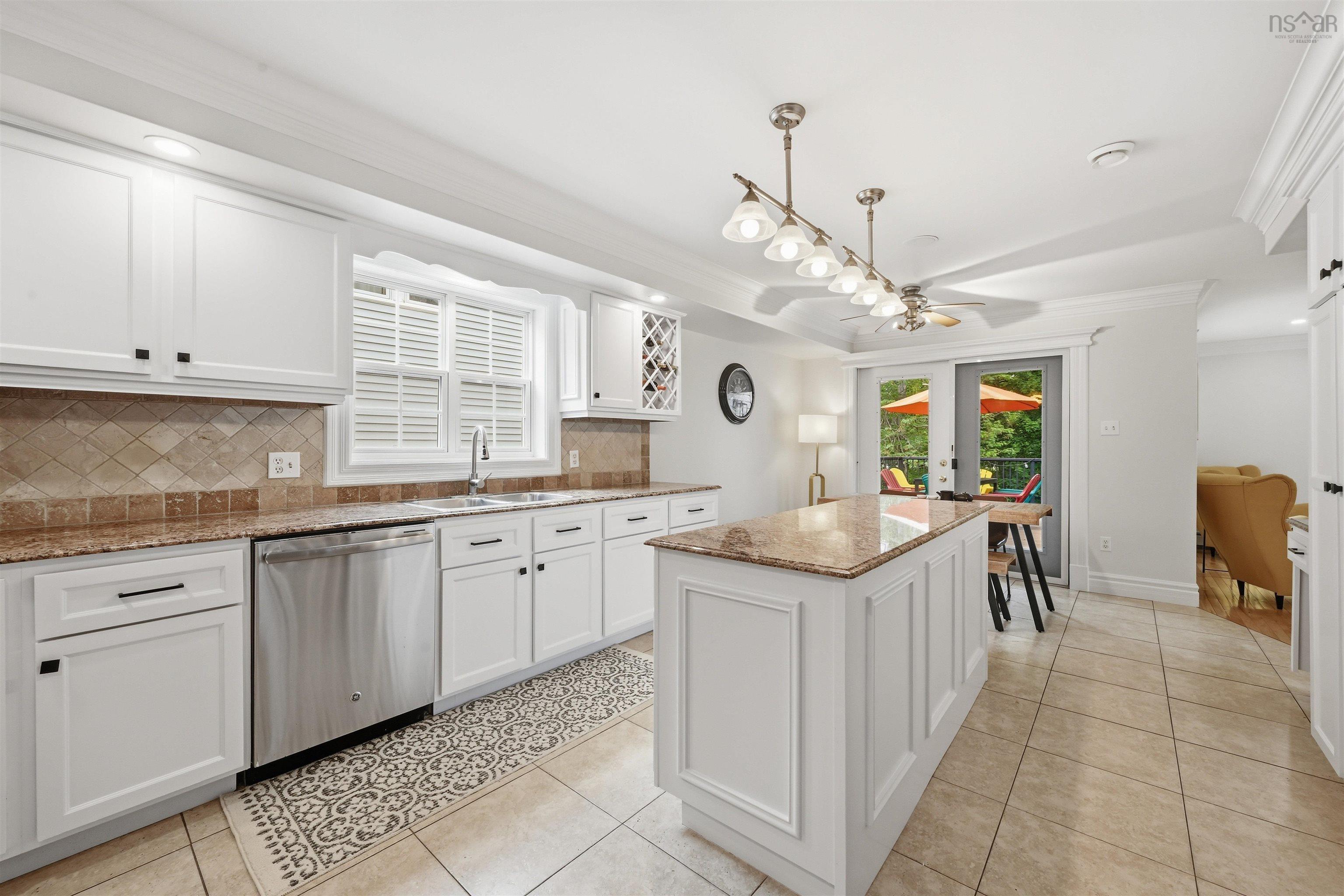 $1,886,000.00: 5743 Southwood Drive, Halifax