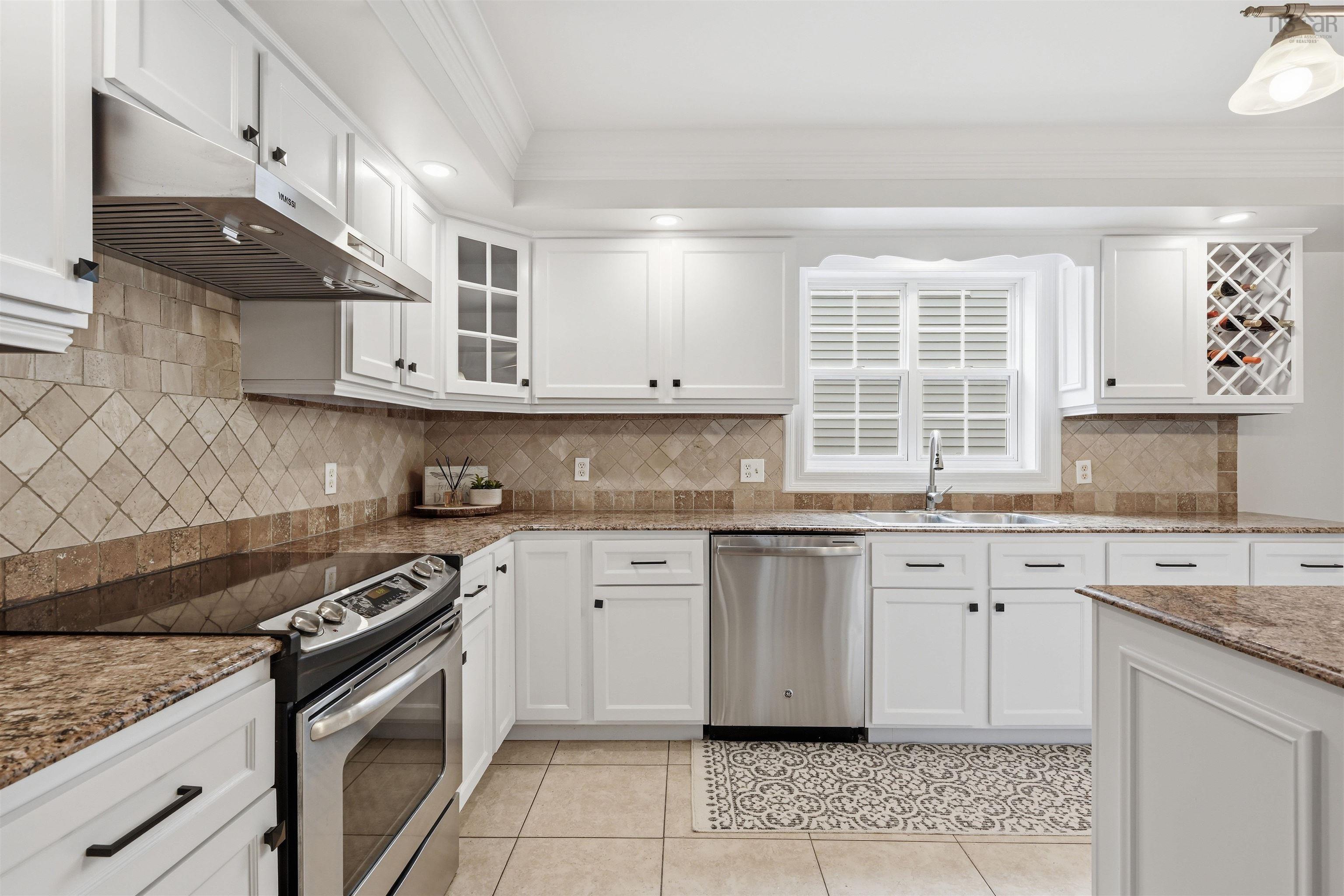 $1,886,000.00: 5743 Southwood Drive, Halifax