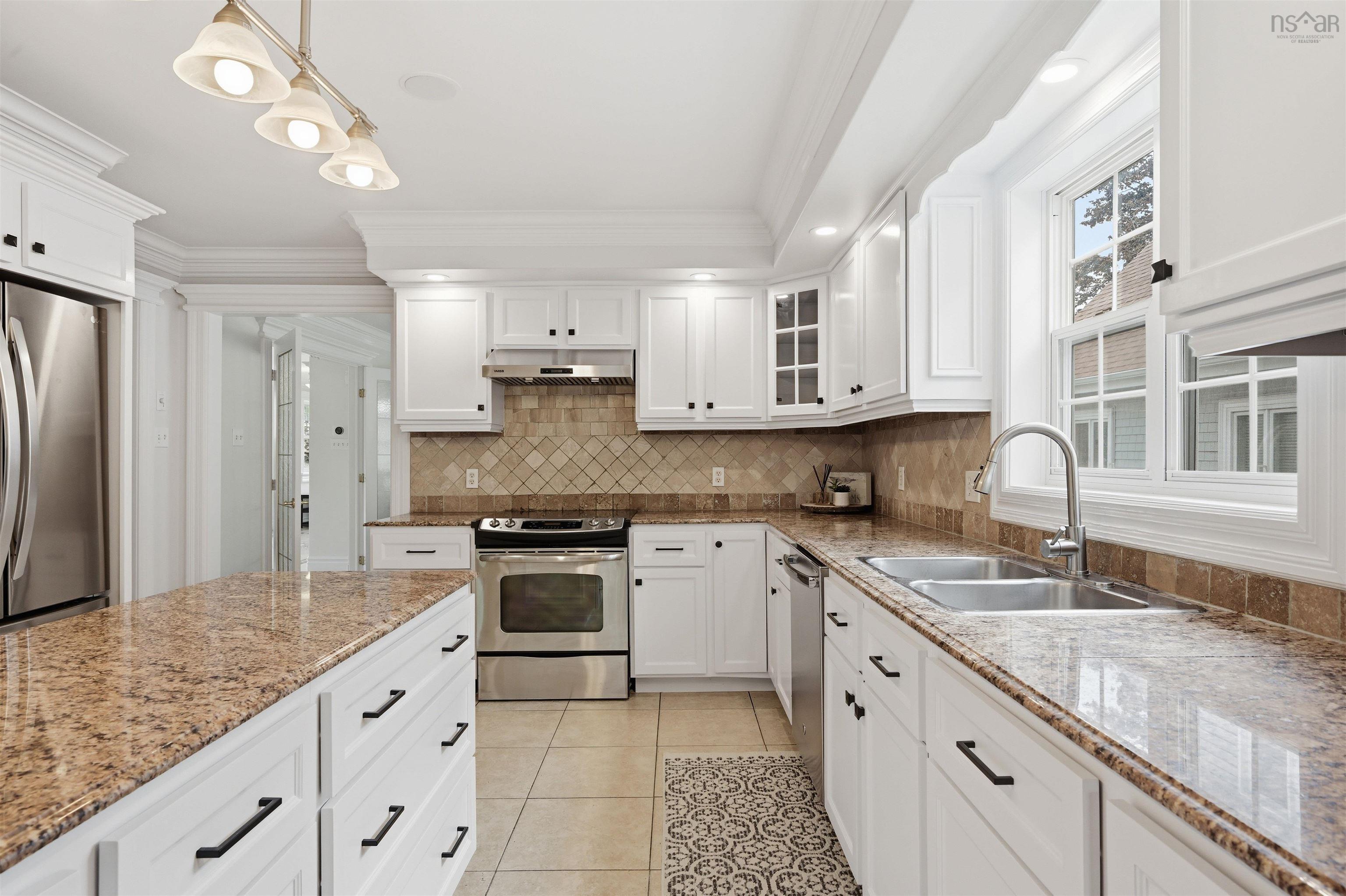 $1,886,000.00: 5743 Southwood Drive, Halifax