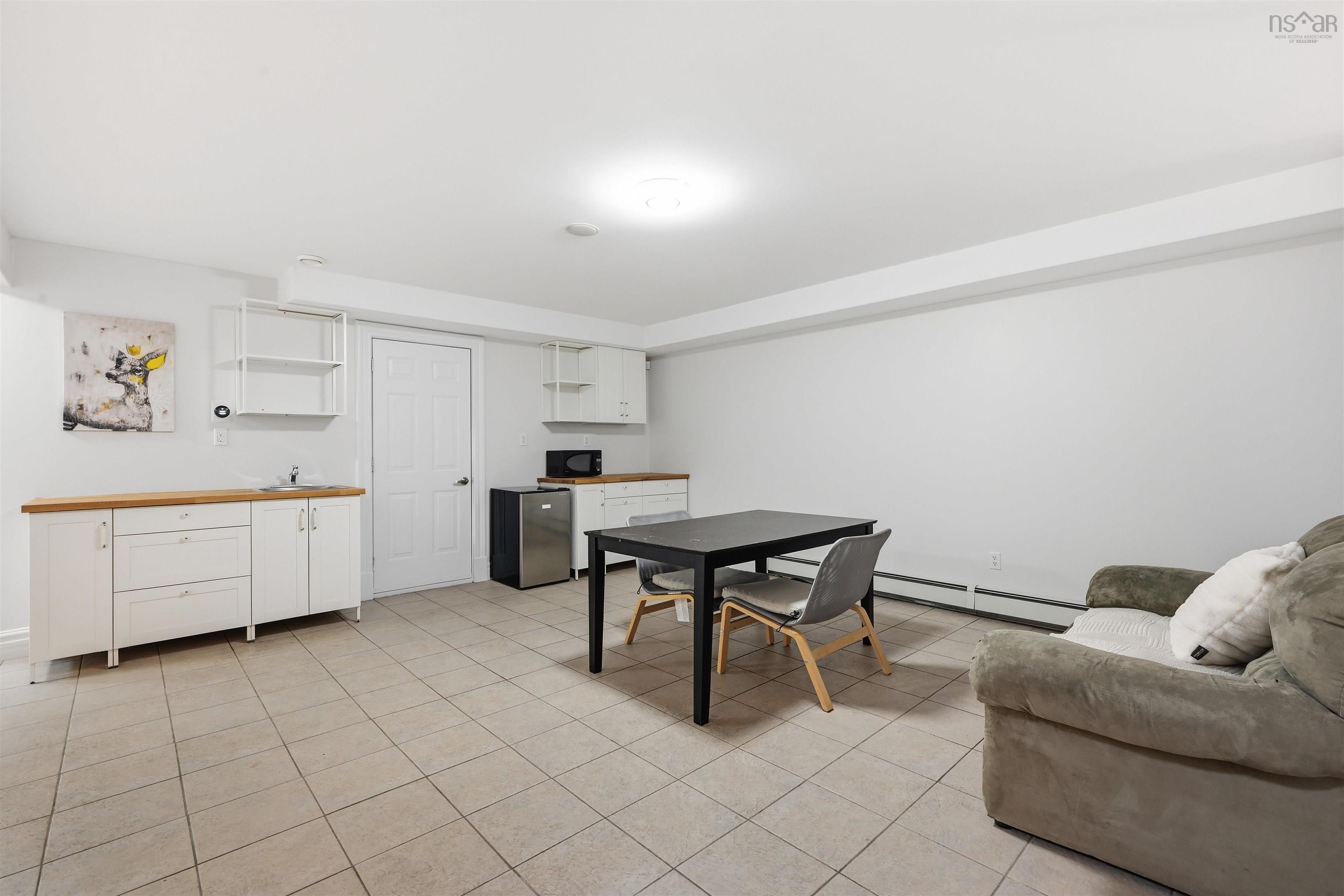 $1,886,000.00: 5743 Southwood Drive, Halifax