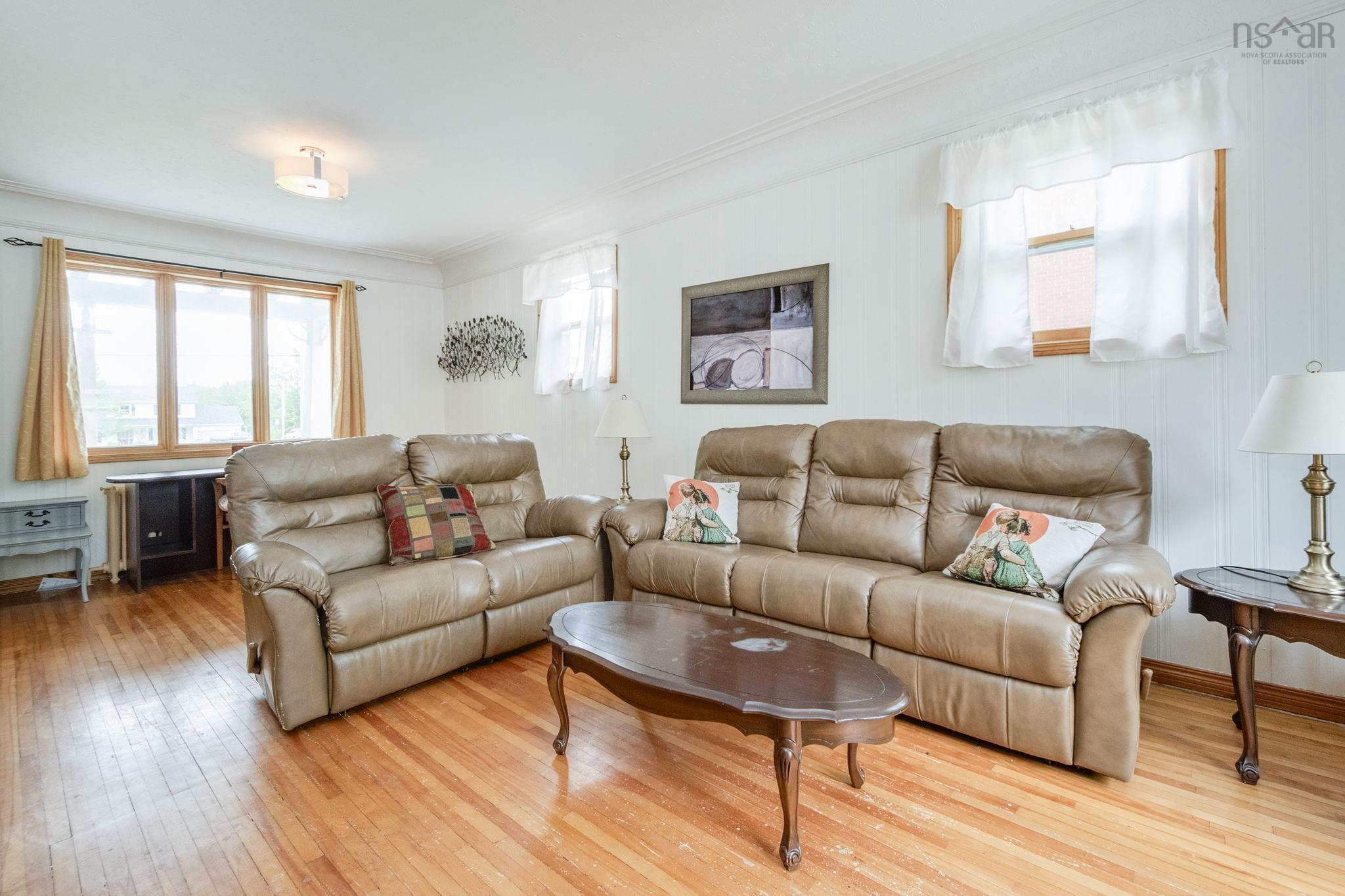 $297,800.00: 1616 North Main Street, Westville