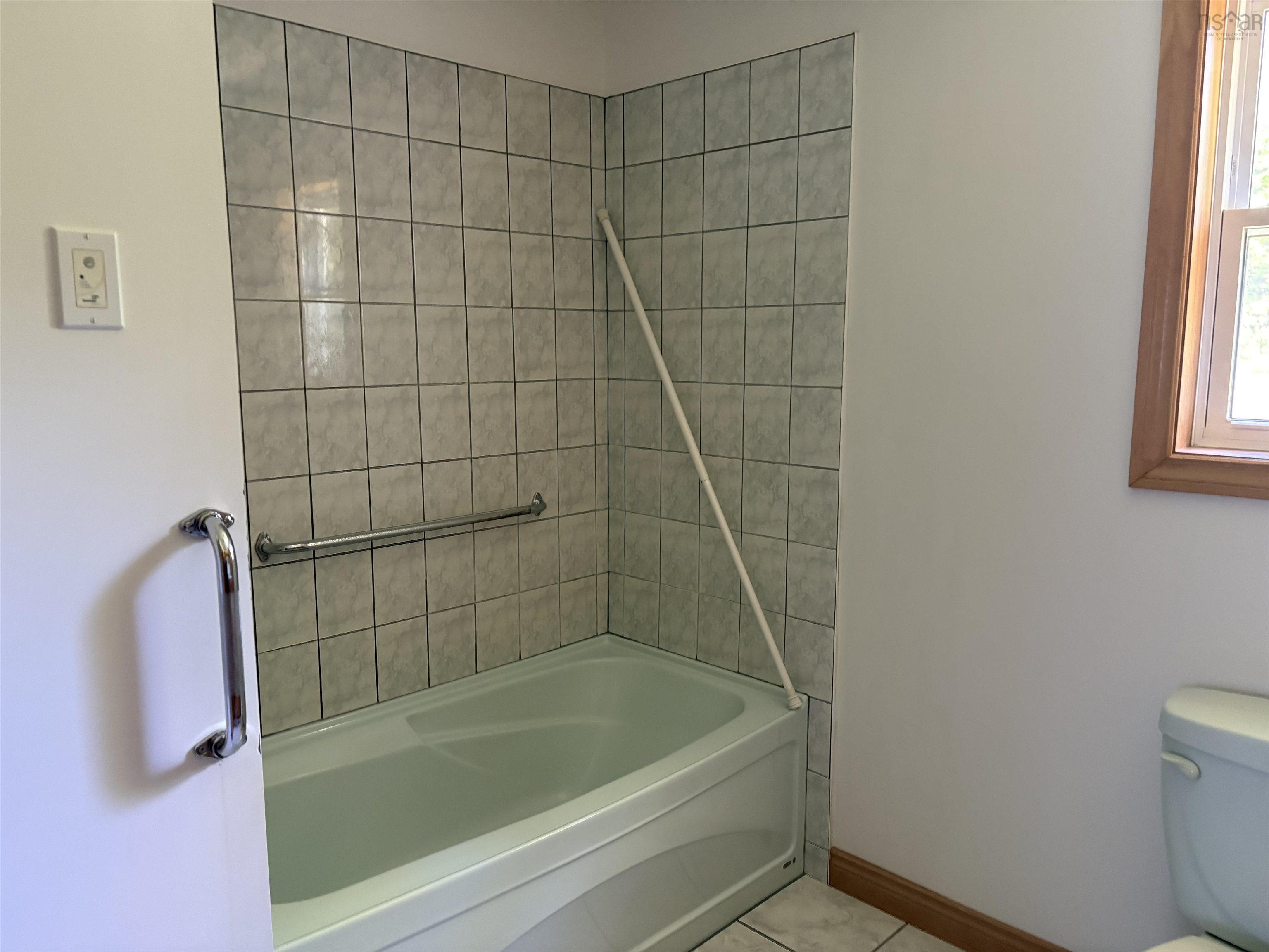 $299,000.00: 327 Tometary Drive, Howie Centre