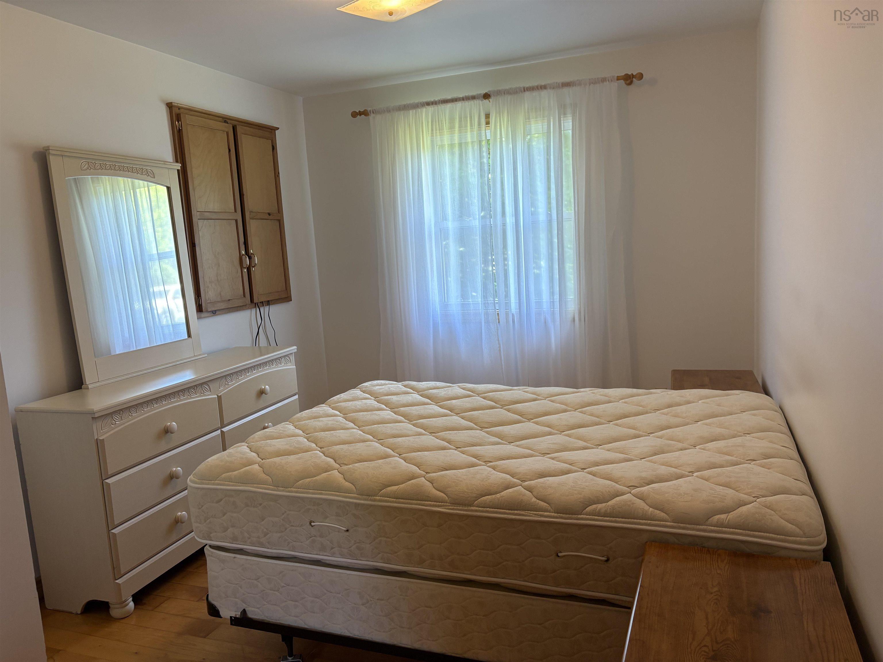$299,000.00: 327 Tometary Drive, Howie Centre