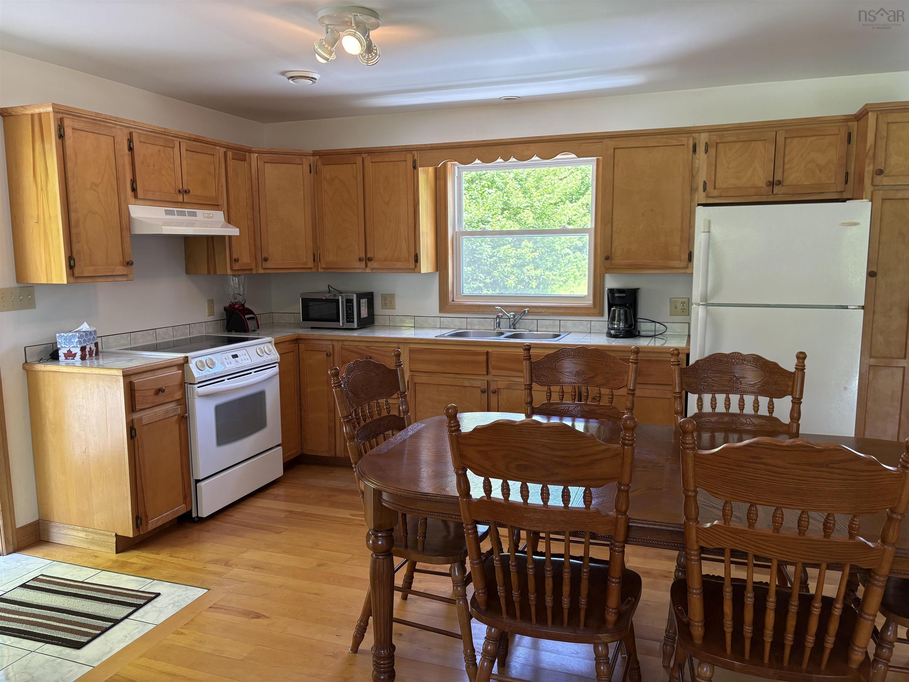 $299,000.00: 327 Tometary Drive, Howie Centre