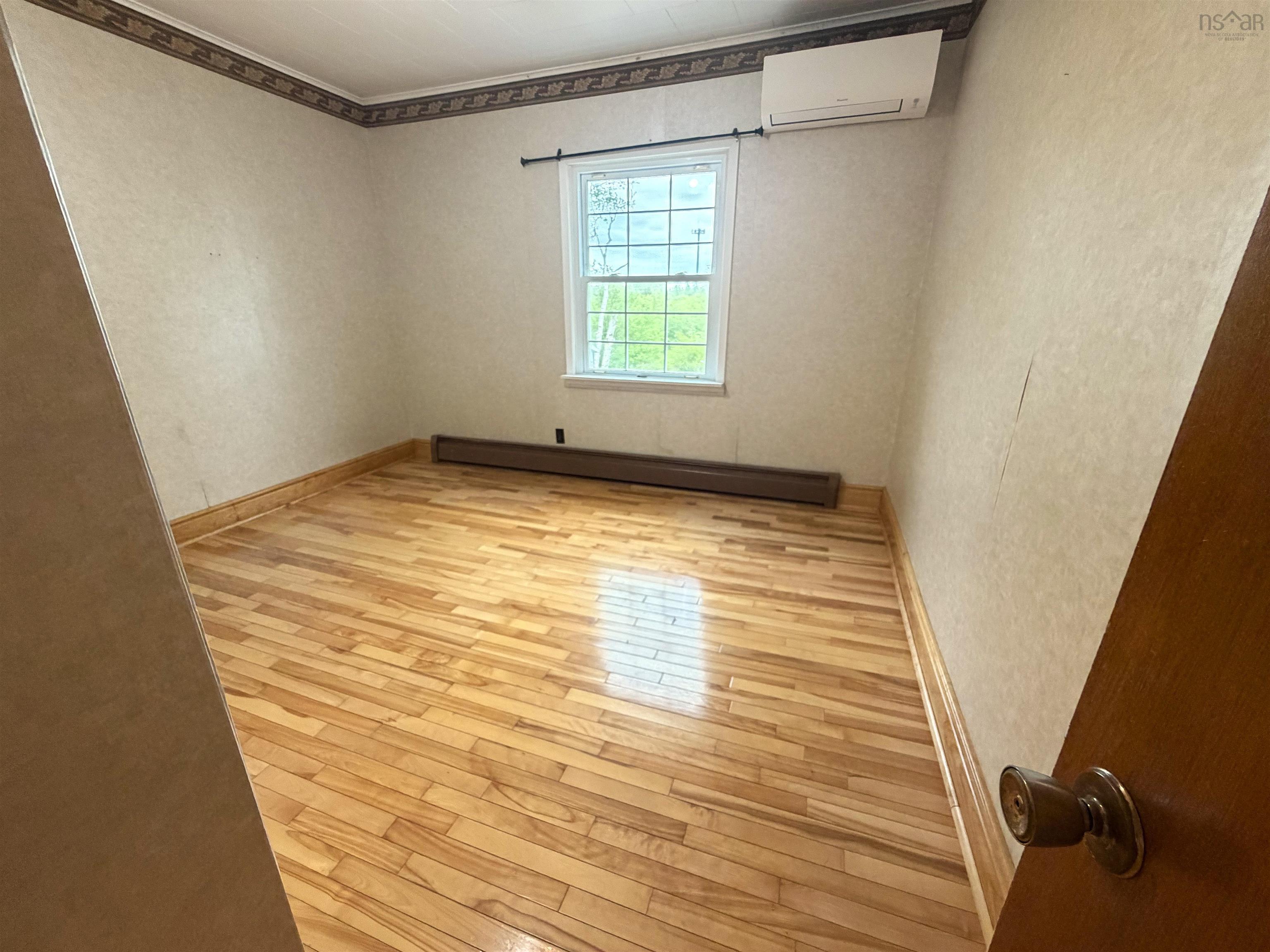 $239,000.00: 207 Mitchell Avenue, Dominion