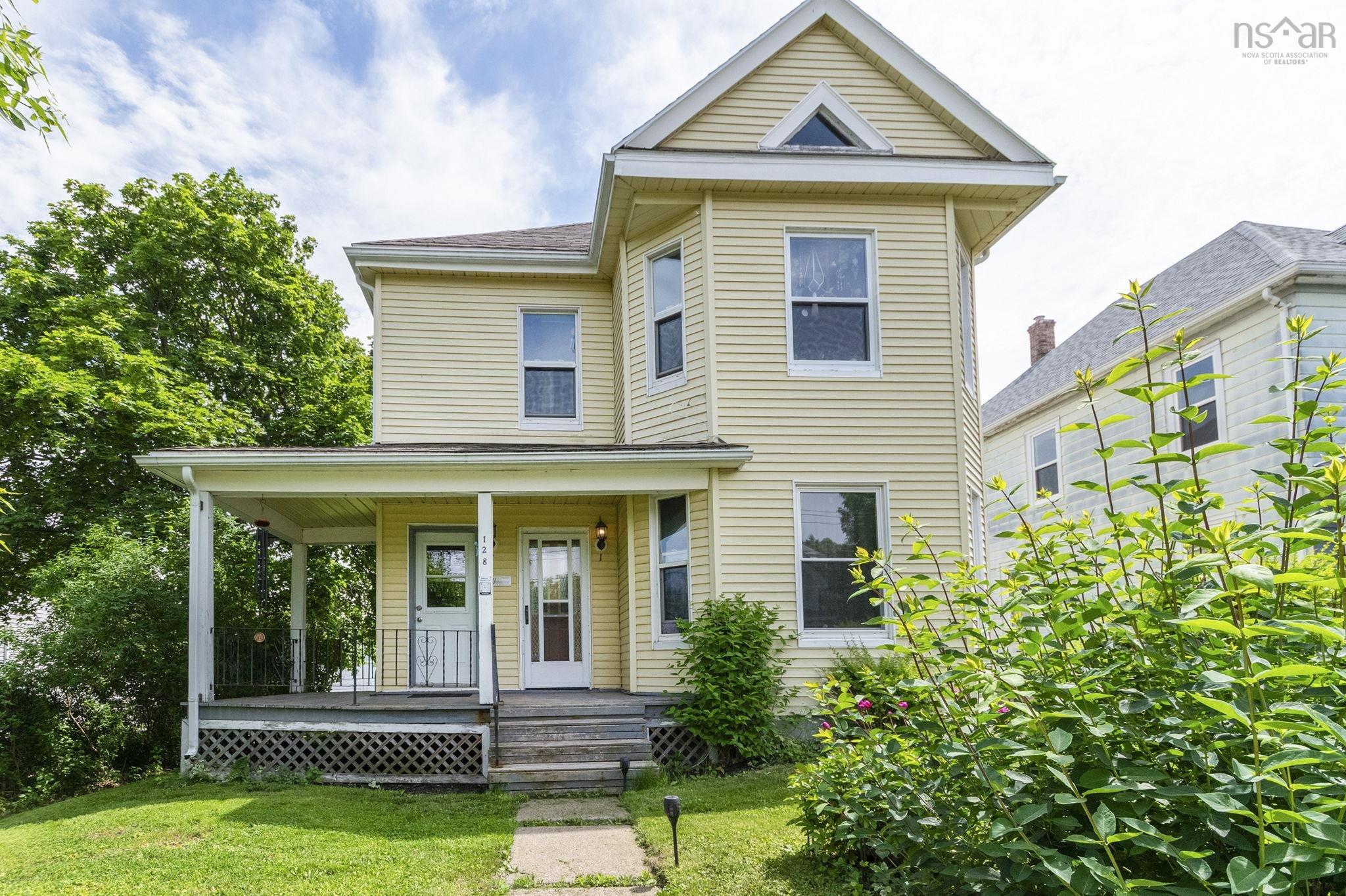 $249,000.00: 128 River Street, Stellarton