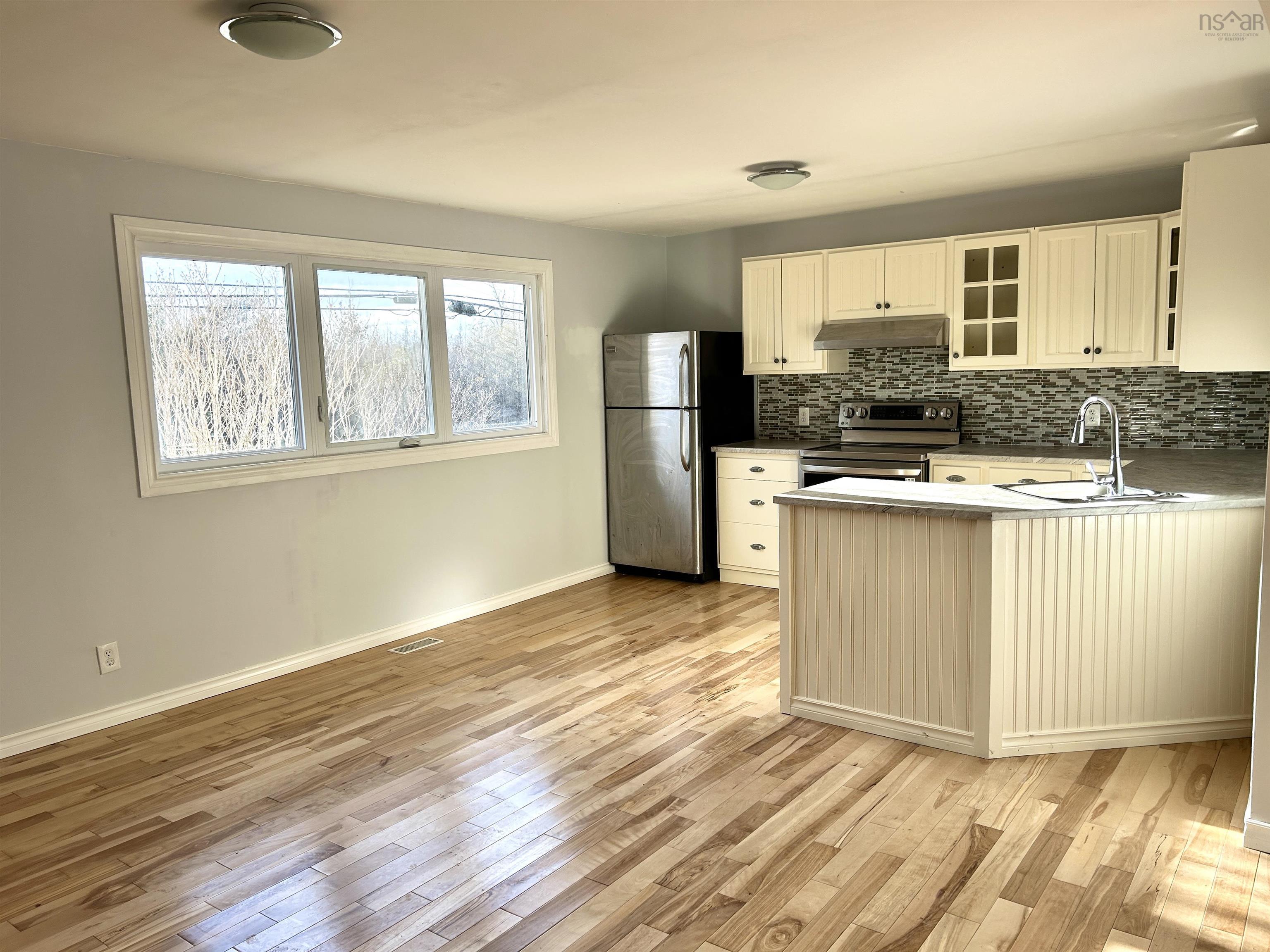 $374,000.00: 1413 214 Highway, Nine Mile River
