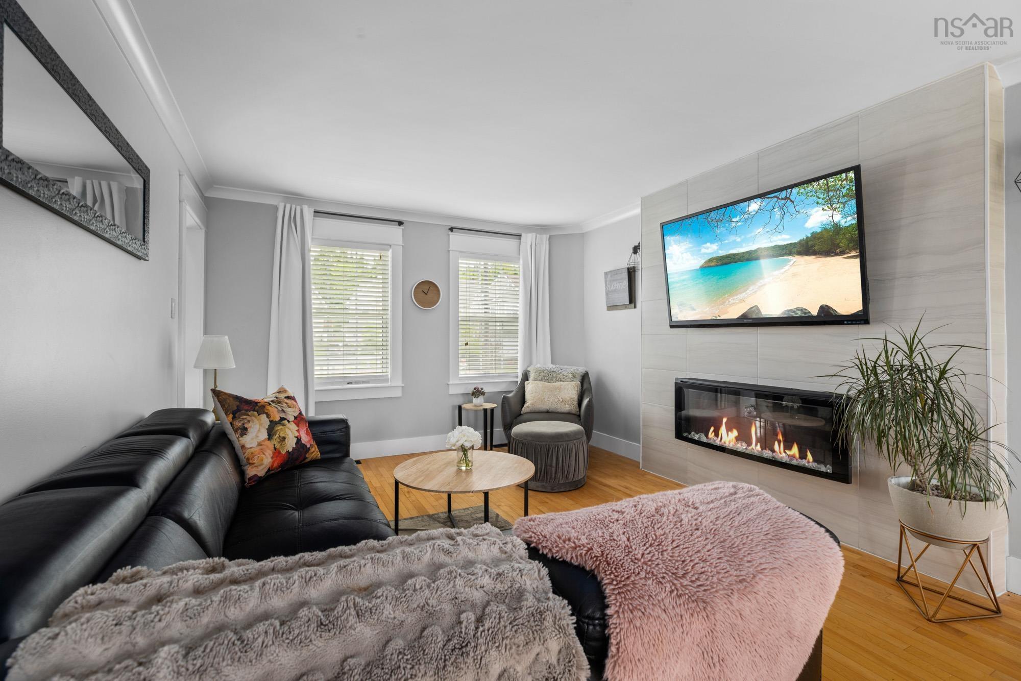 $799,900.00: 27 Barnsley Court, Middle Sackville