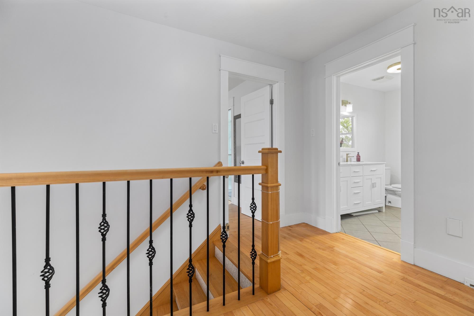 $799,900.00: 27 Barnsley Court, Middle Sackville