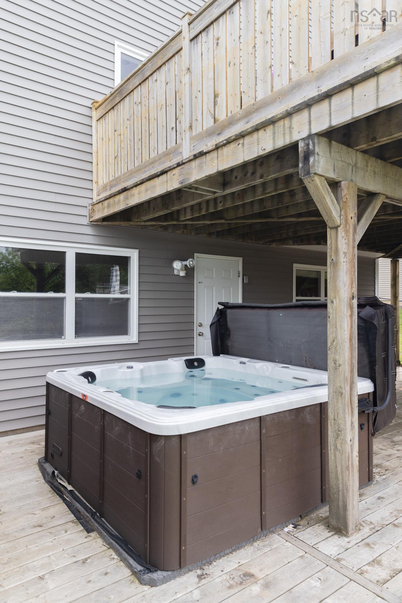 $799,900.00: 27 Barnsley Court, Middle Sackville