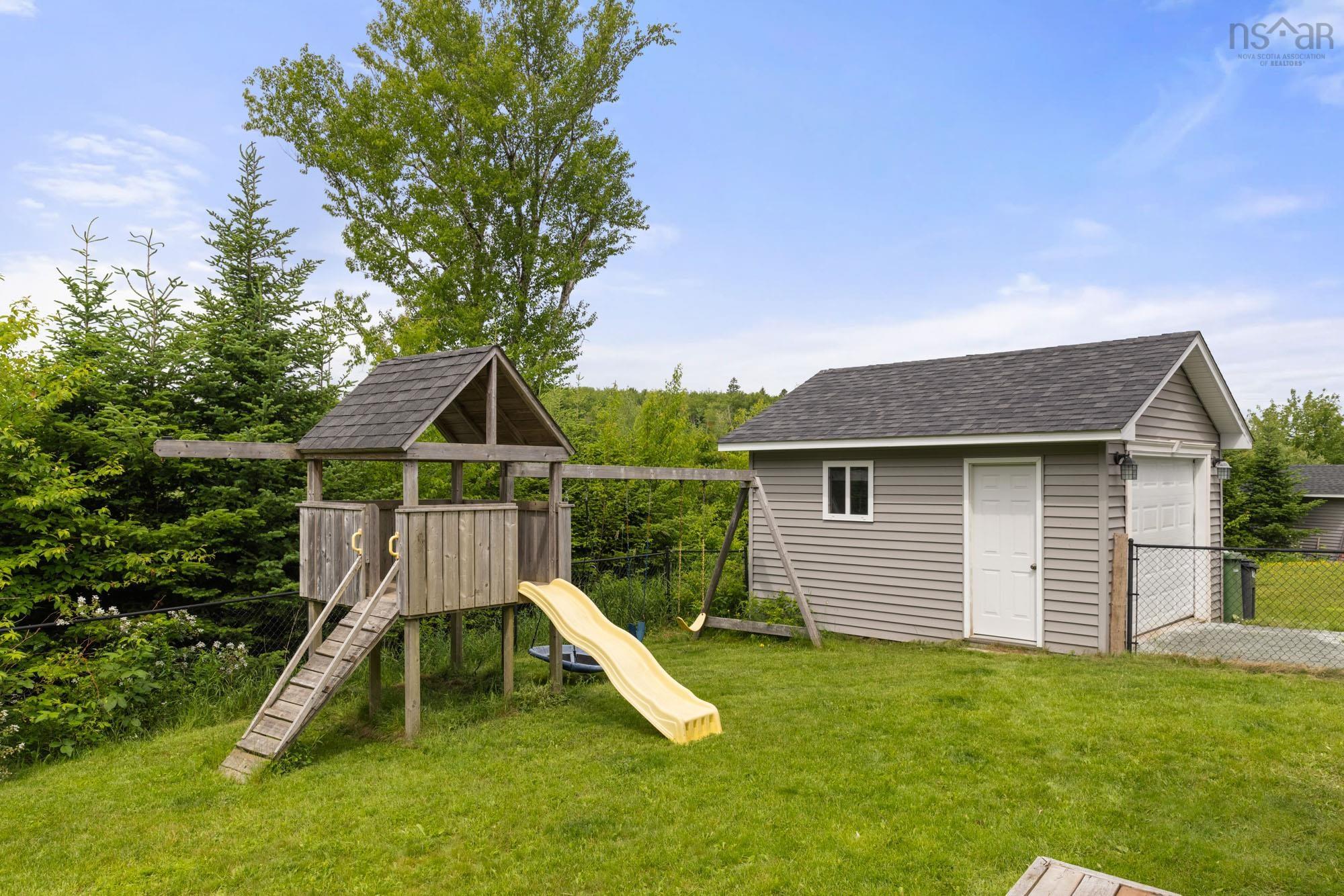 $799,900.00: 27 Barnsley Court, Middle Sackville