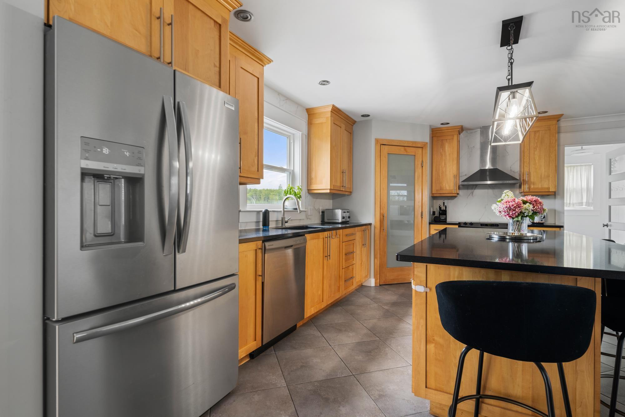 $799,900.00: 27 Barnsley Court, Middle Sackville