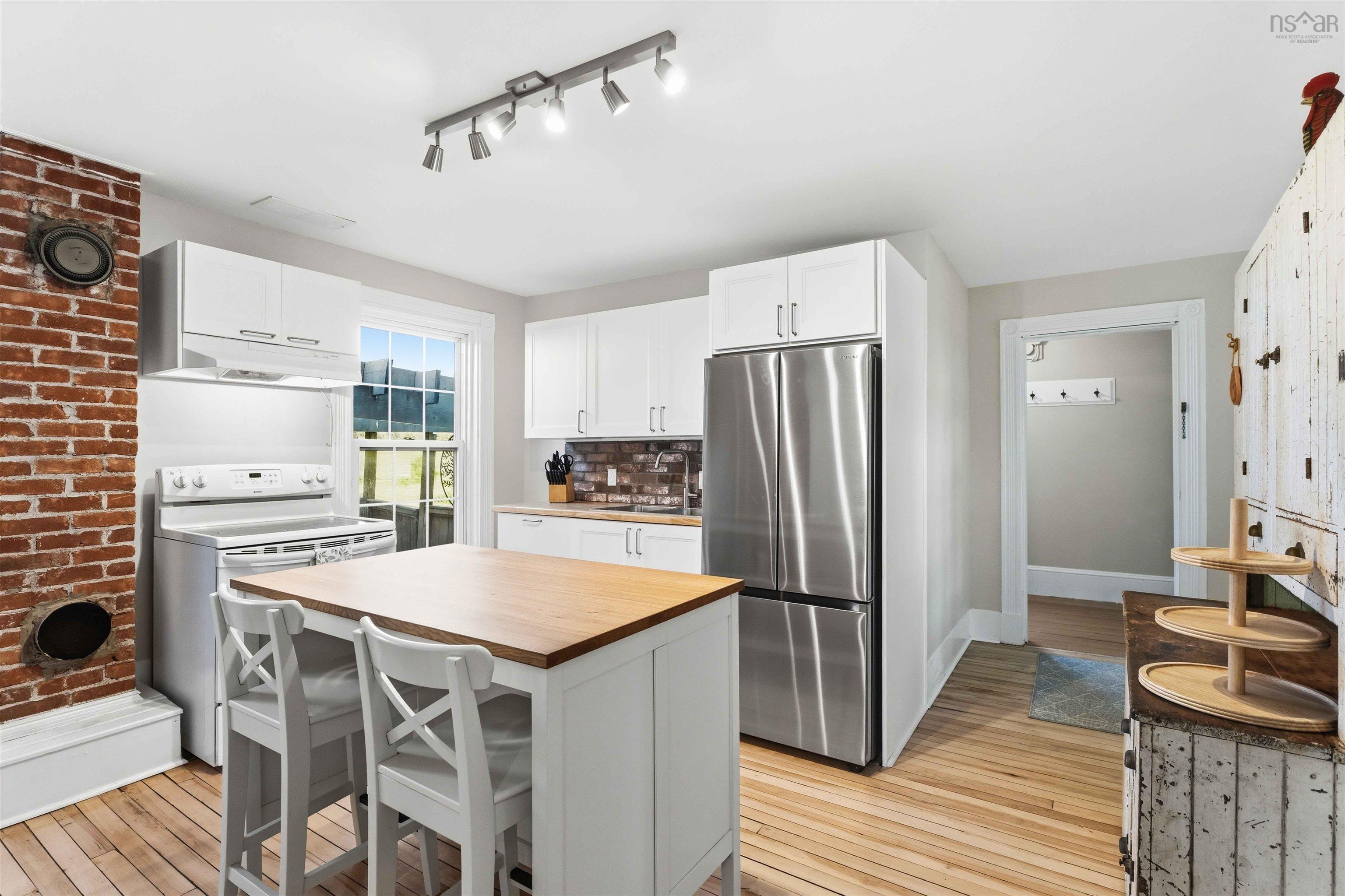 $389,900.00: 483 Sangster Bridge Road, Falmouth