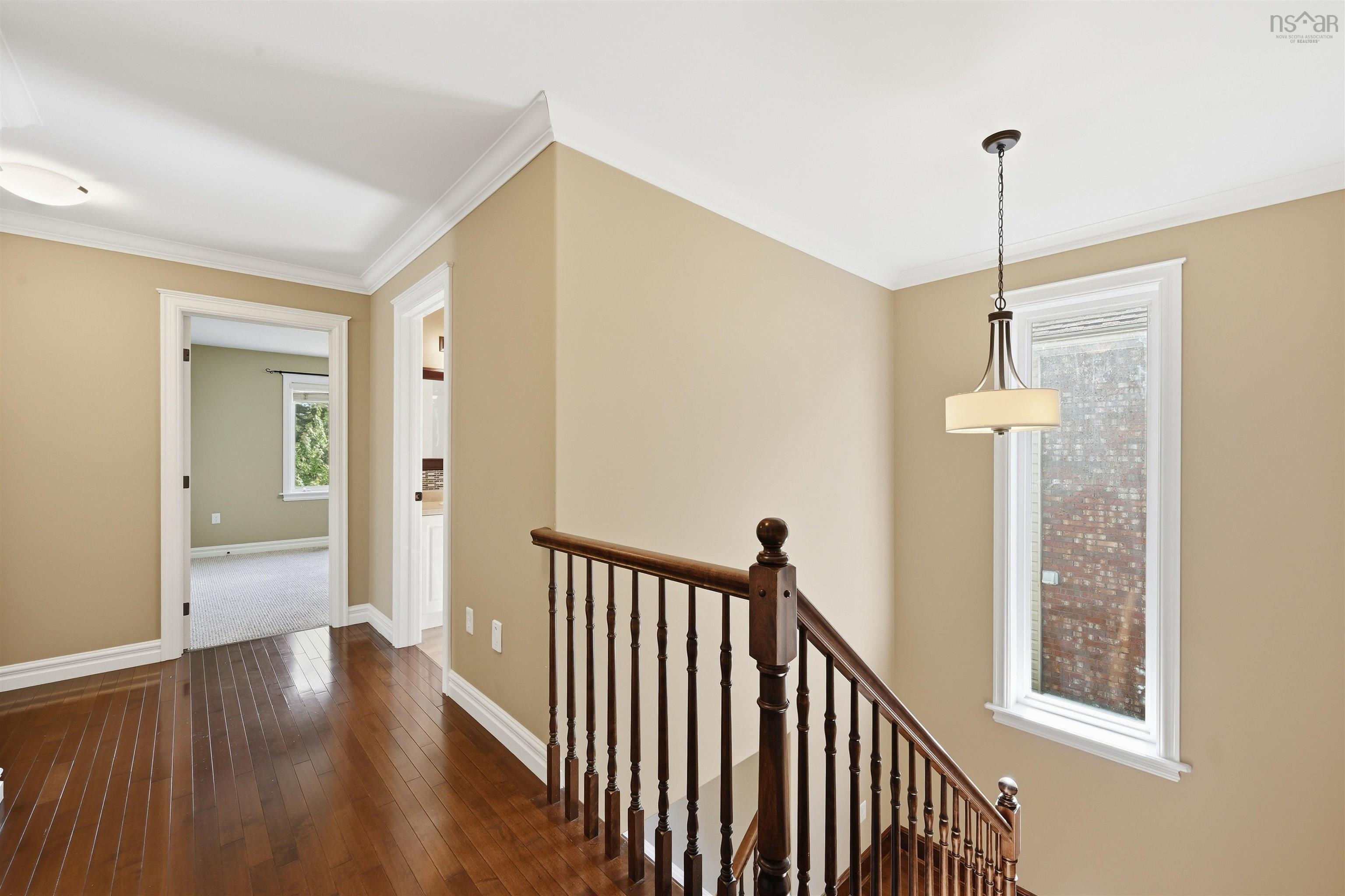 $844,900.00: 55 Windridge Lane, Bedford