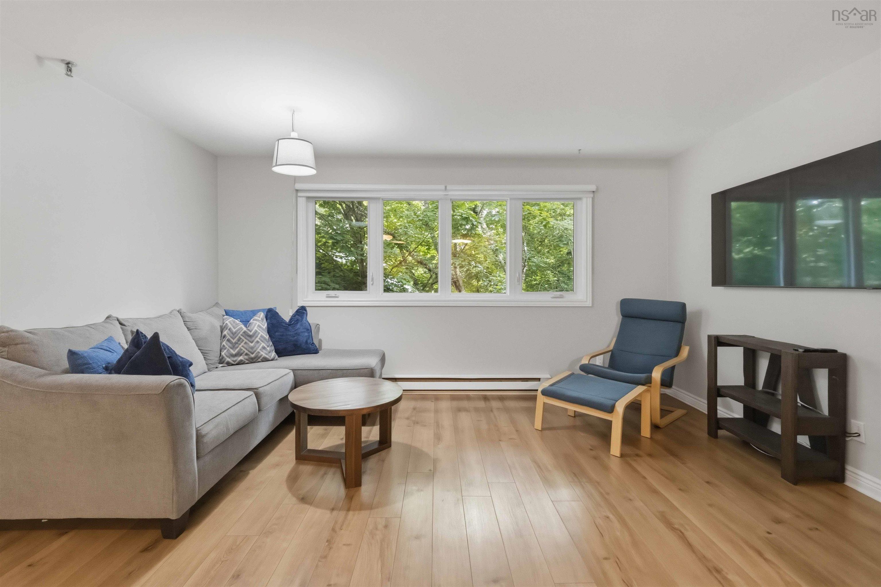 $409,000.00: 5 75 Crichton Avenue, Dartmouth