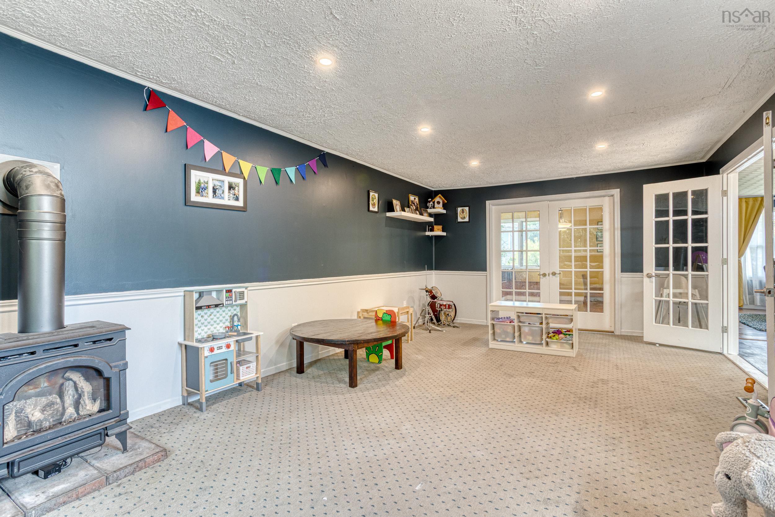 $489,900.00: 37 Theresa Court, Lake Echo