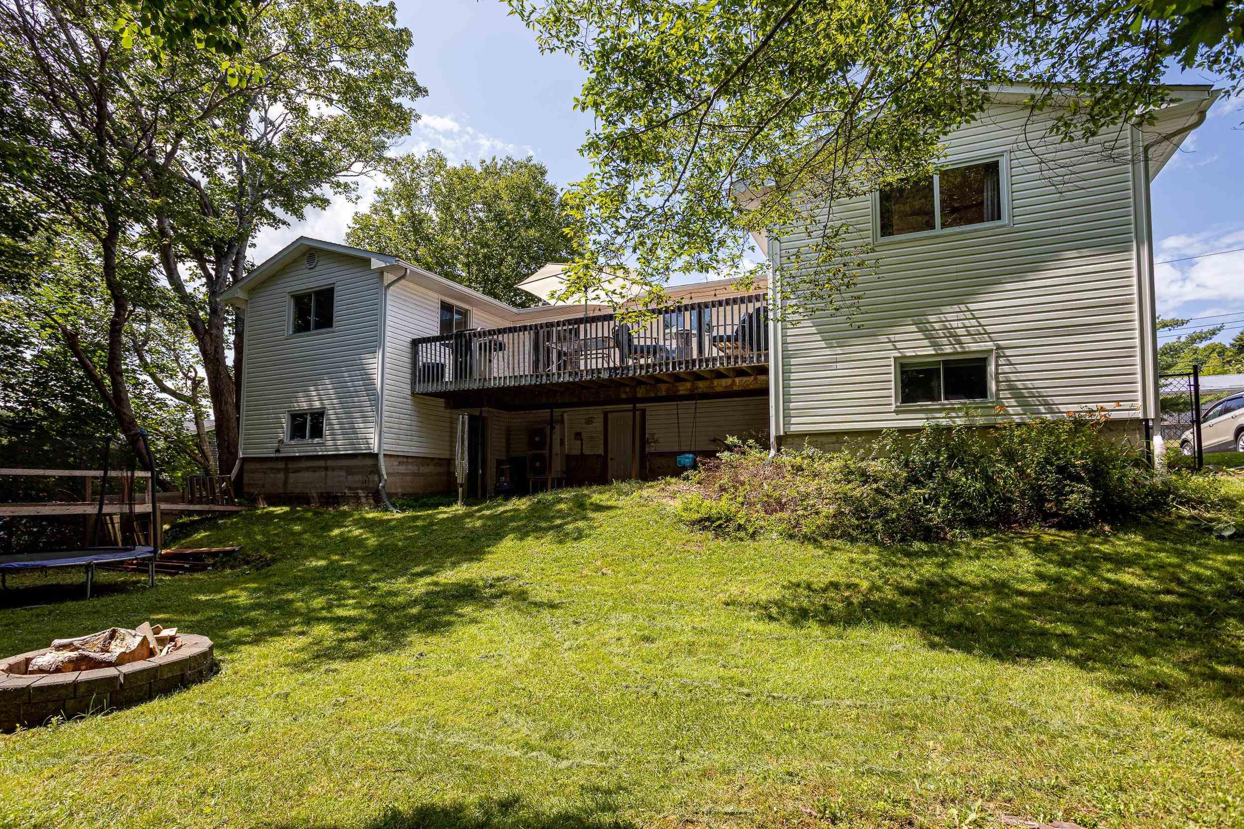 $489,900.00: 37 Theresa Court, Lake Echo
