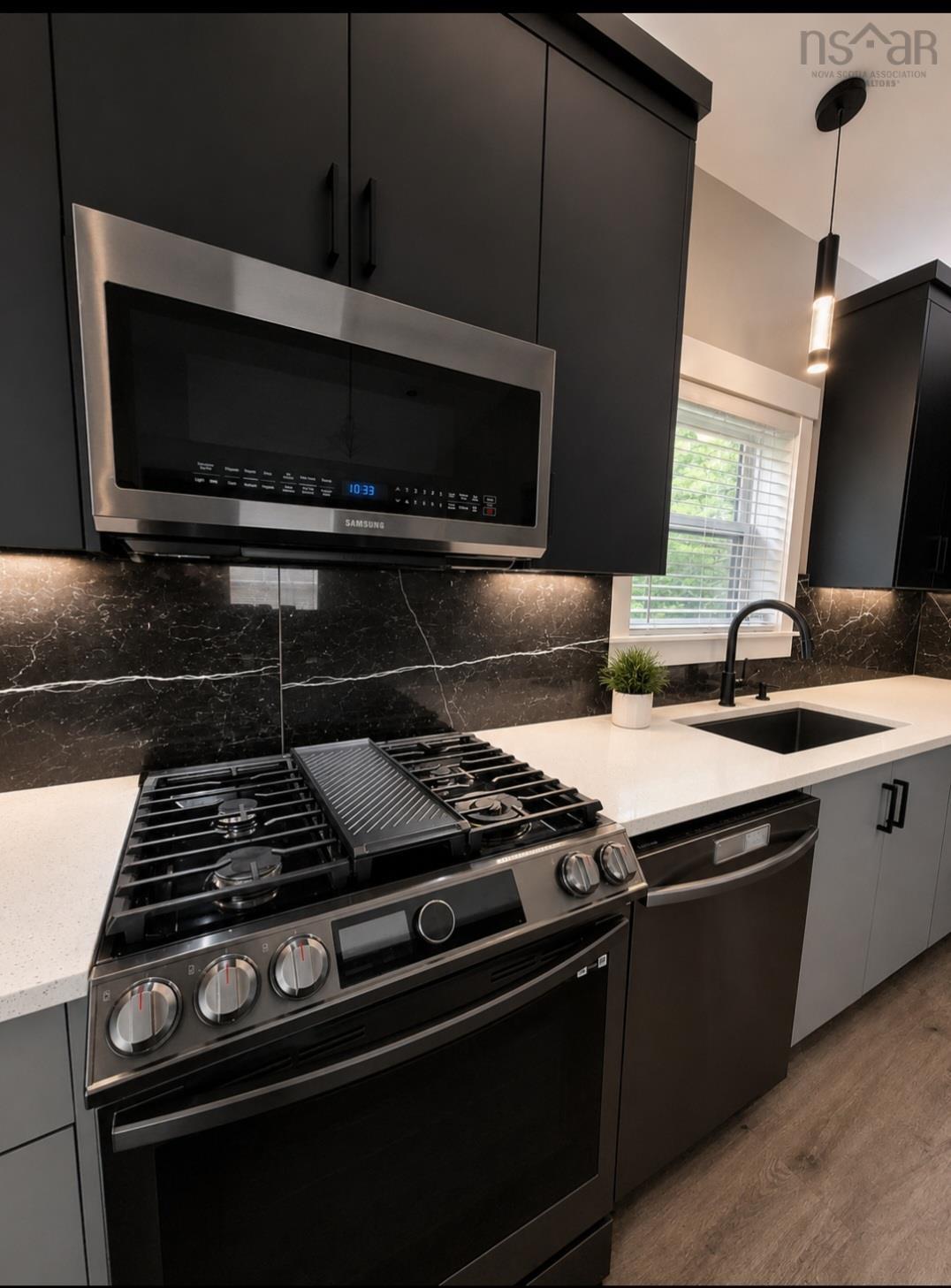 $513,000.00: 117 Canyon Point Road, Vaughan