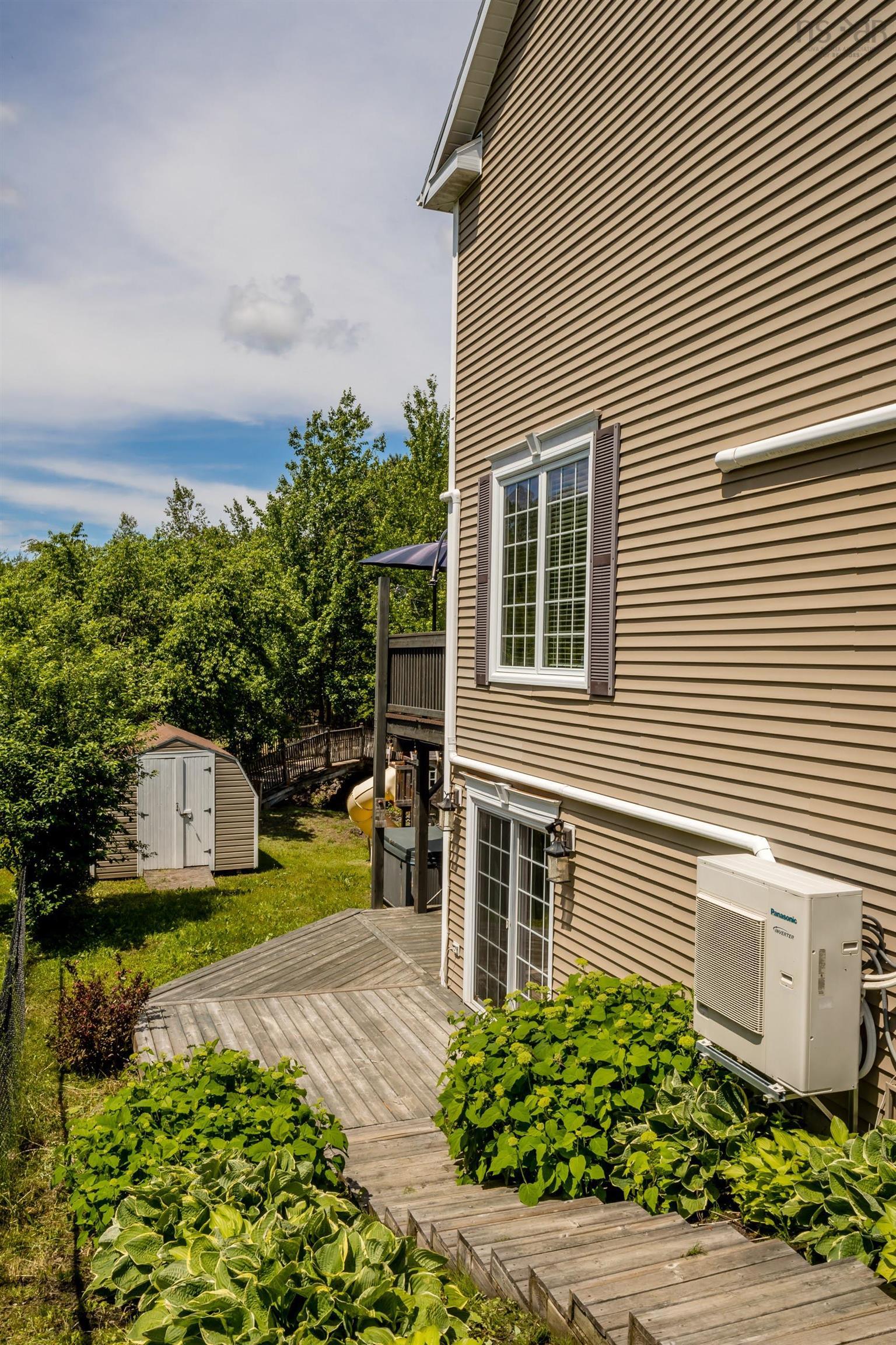 $709,900.00: 81 Terra Nova Drive, Greenwood