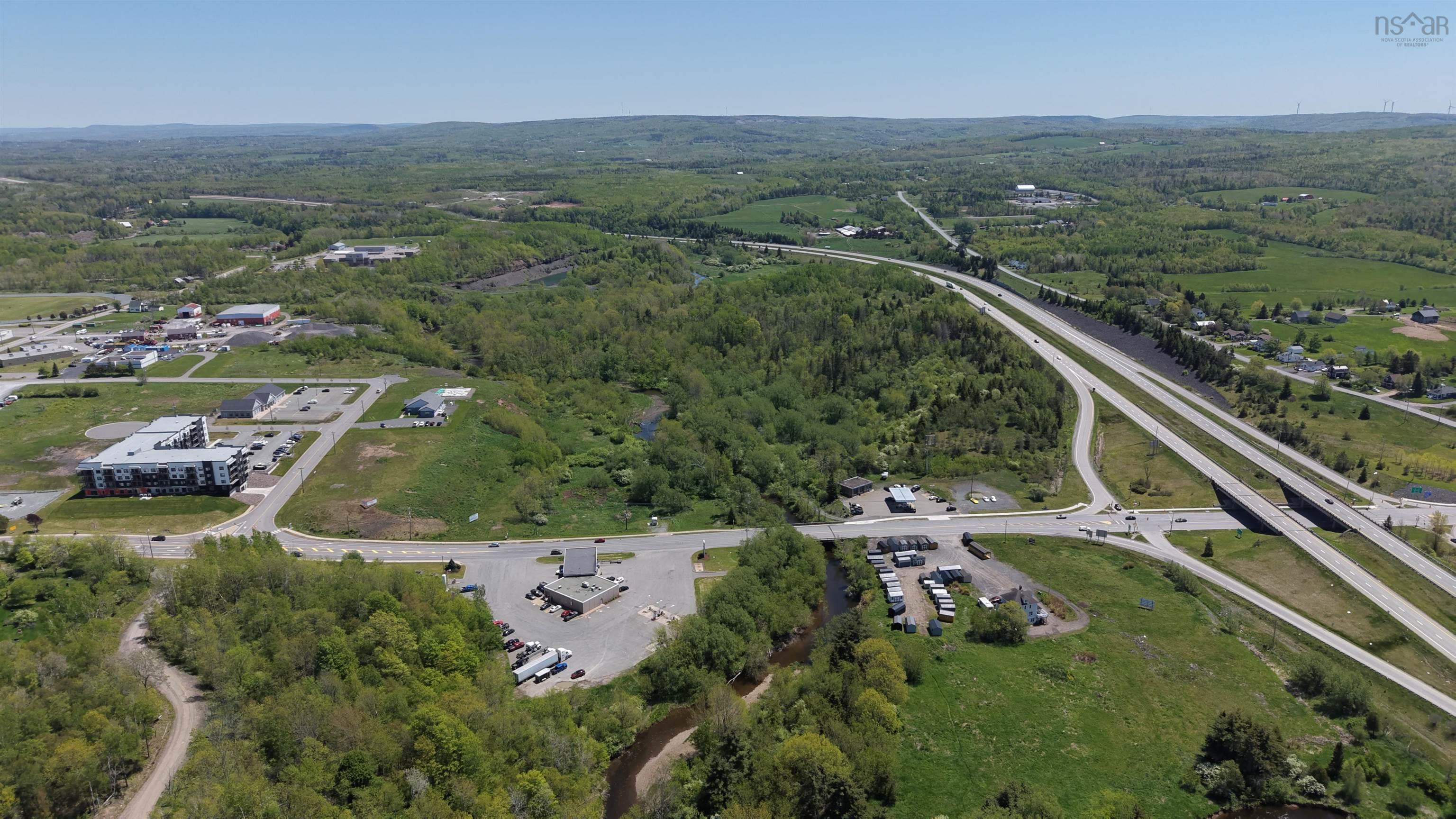 $1,000,000.00: NO 104 Highway, Plymouth