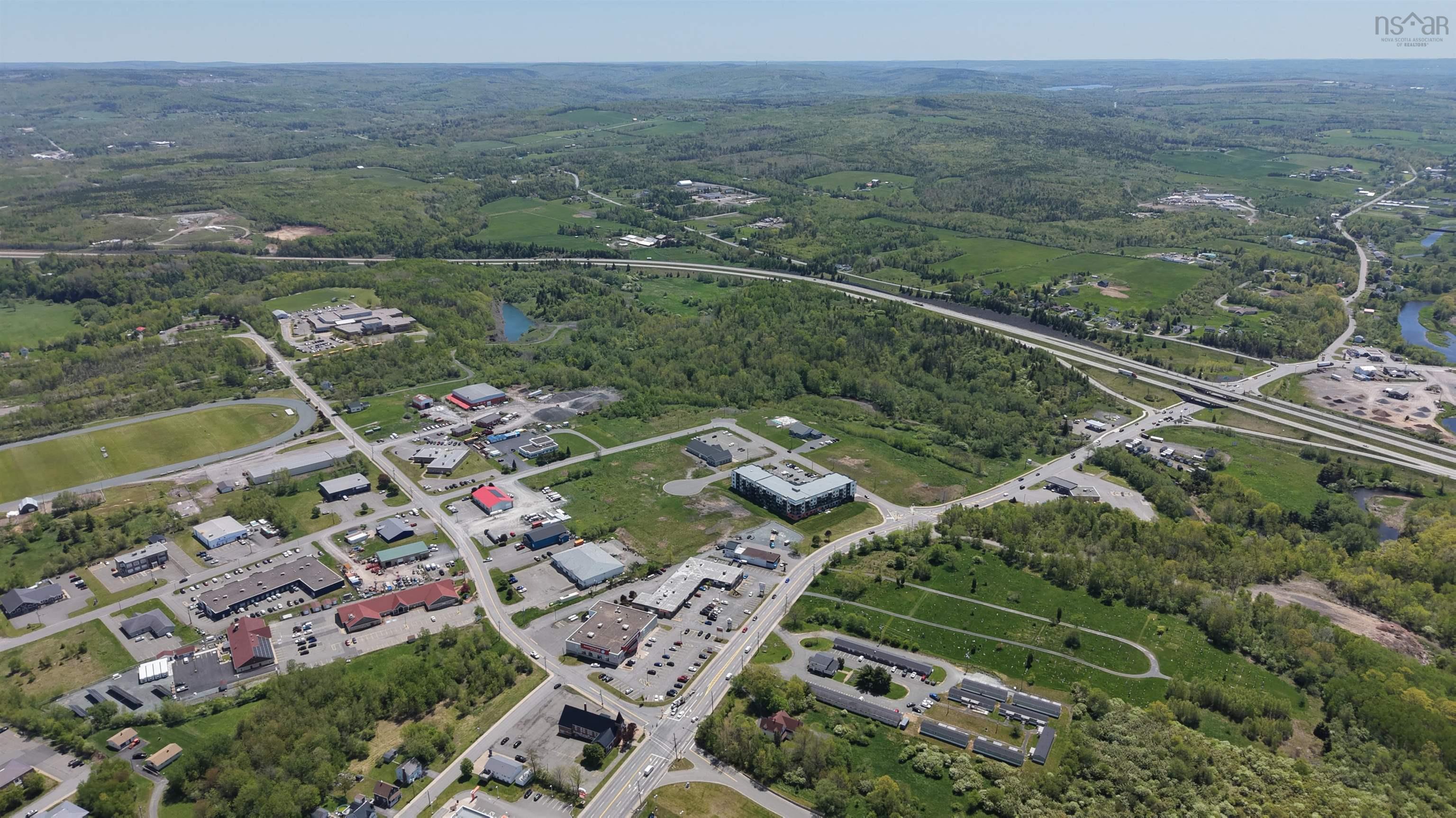 $1,000,000.00: NO 104 Highway, Plymouth
