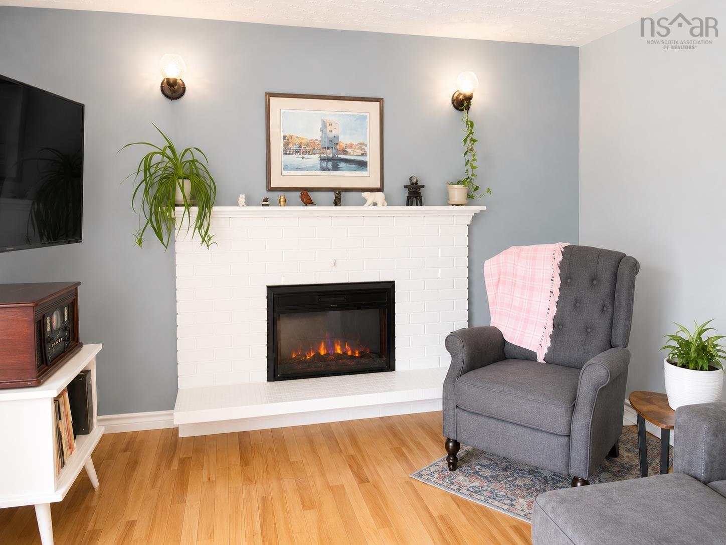 $529,900.00: 19 Lake Drive, Mount Uniacke