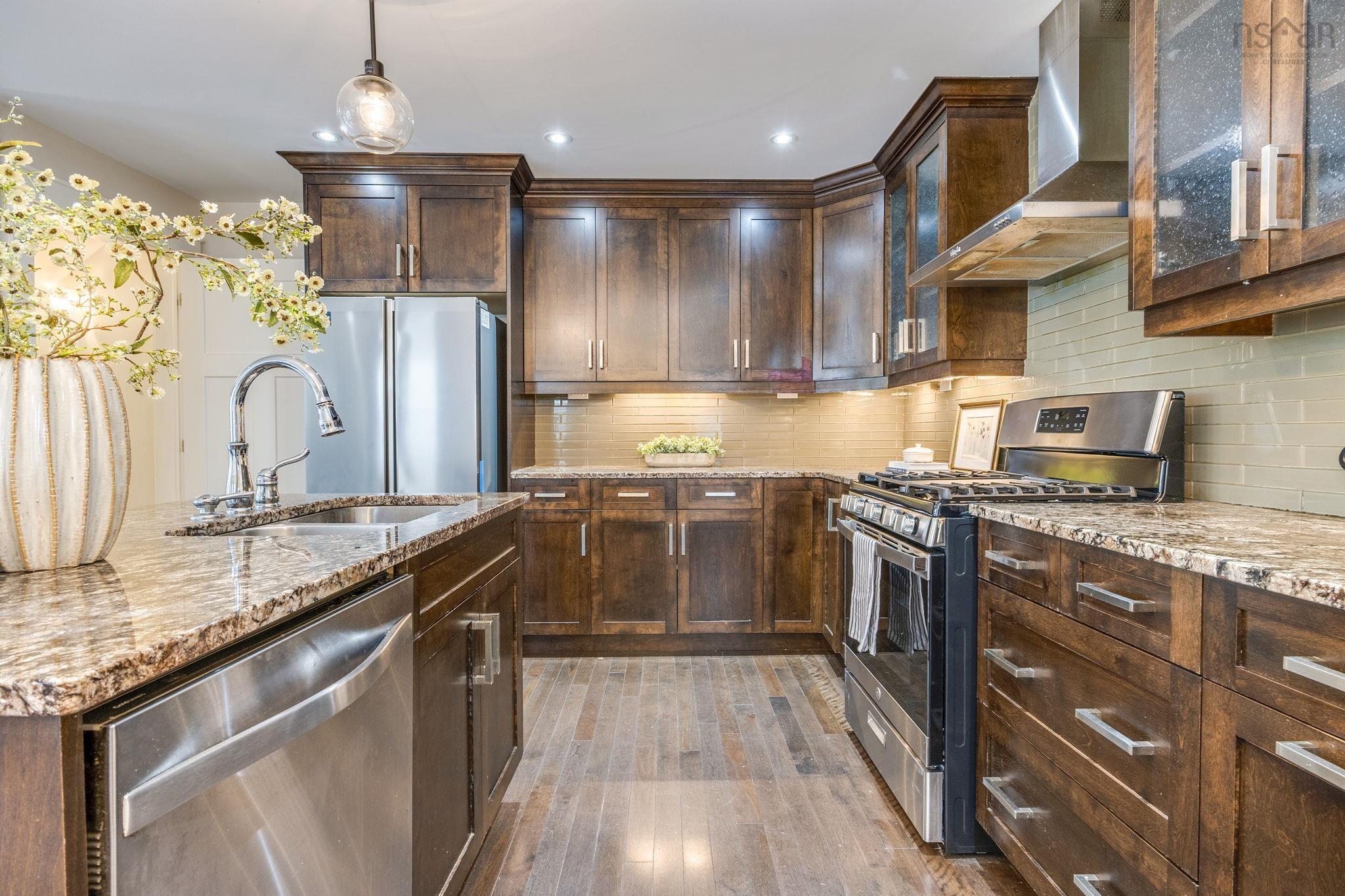18 Larkview Terrace, Bedford, NS (MLS 202616067)