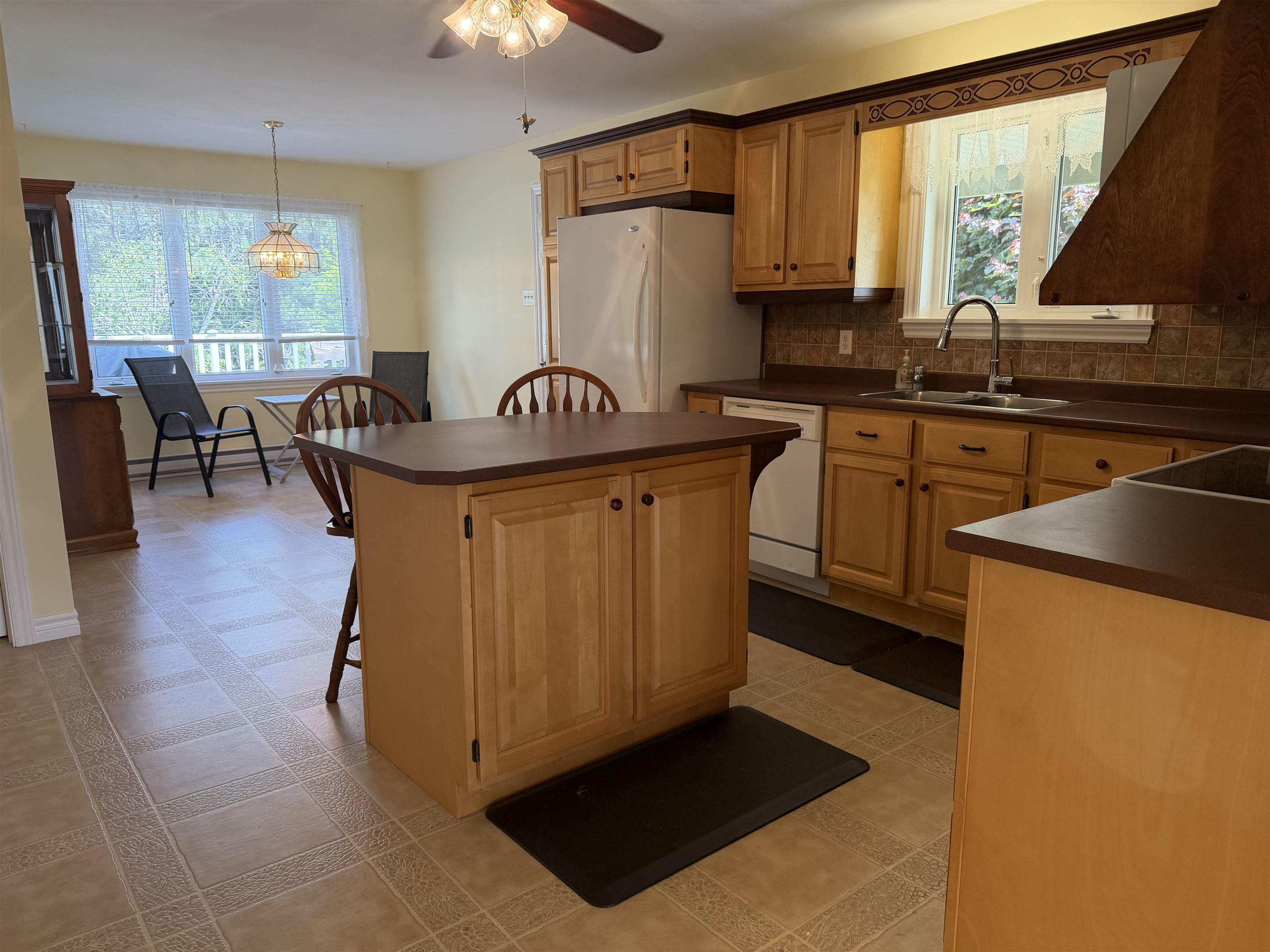 $329,000.00: 27 Wellington Court, Truro
