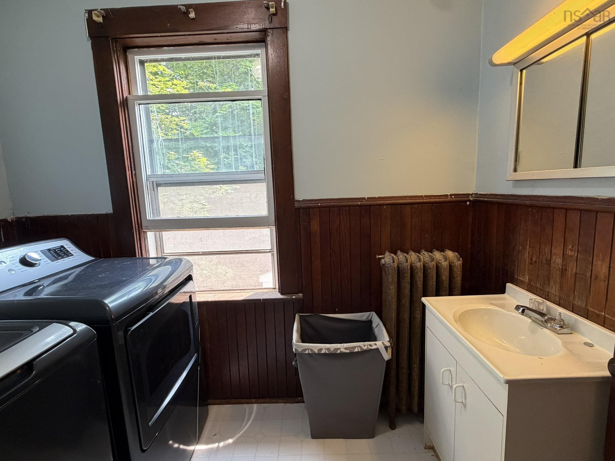 $329,000.00: 470 Pleasant Street, New Glasgow