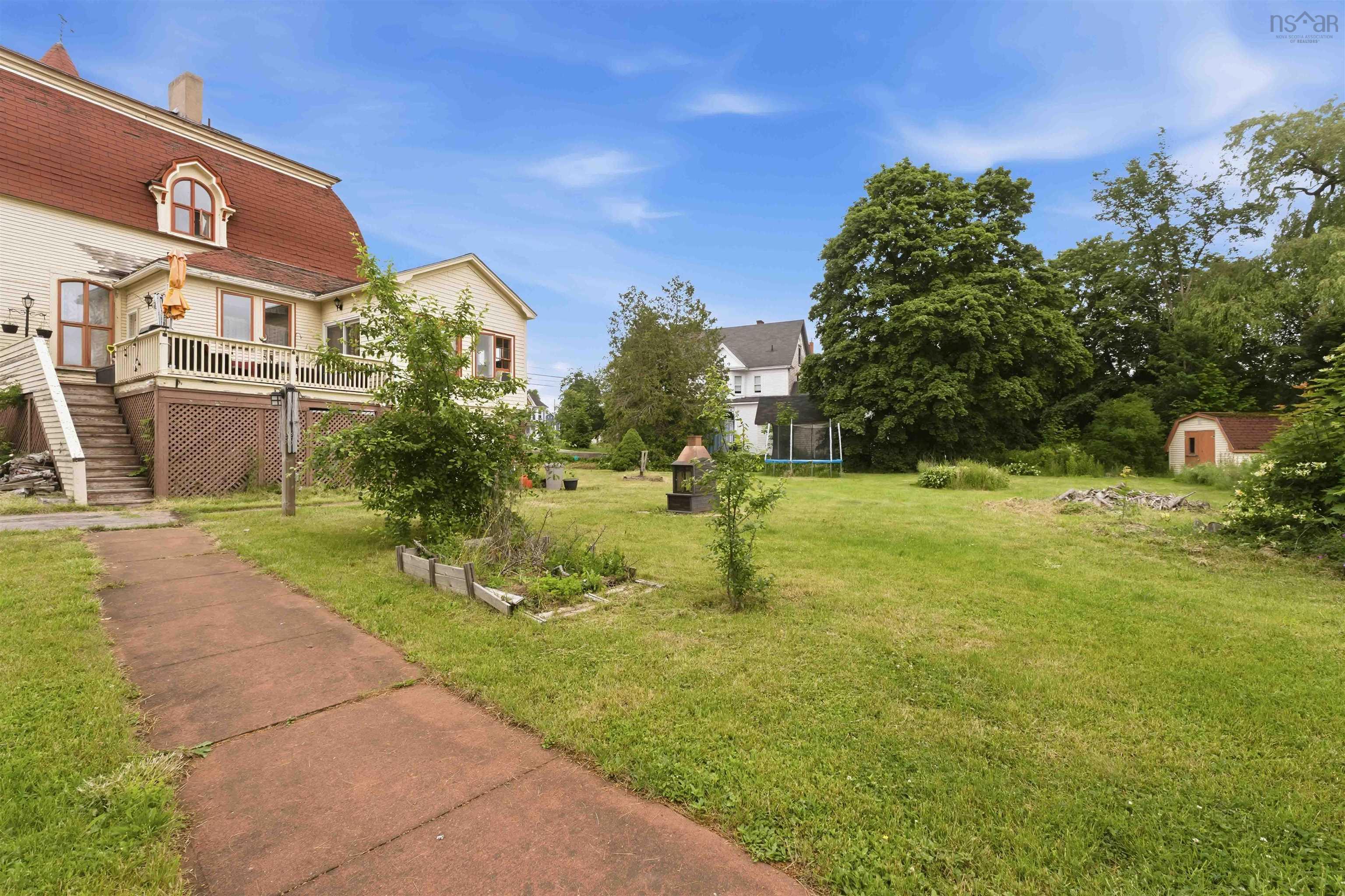 $350,000.00: 318 Granville Street E, Bridgetown