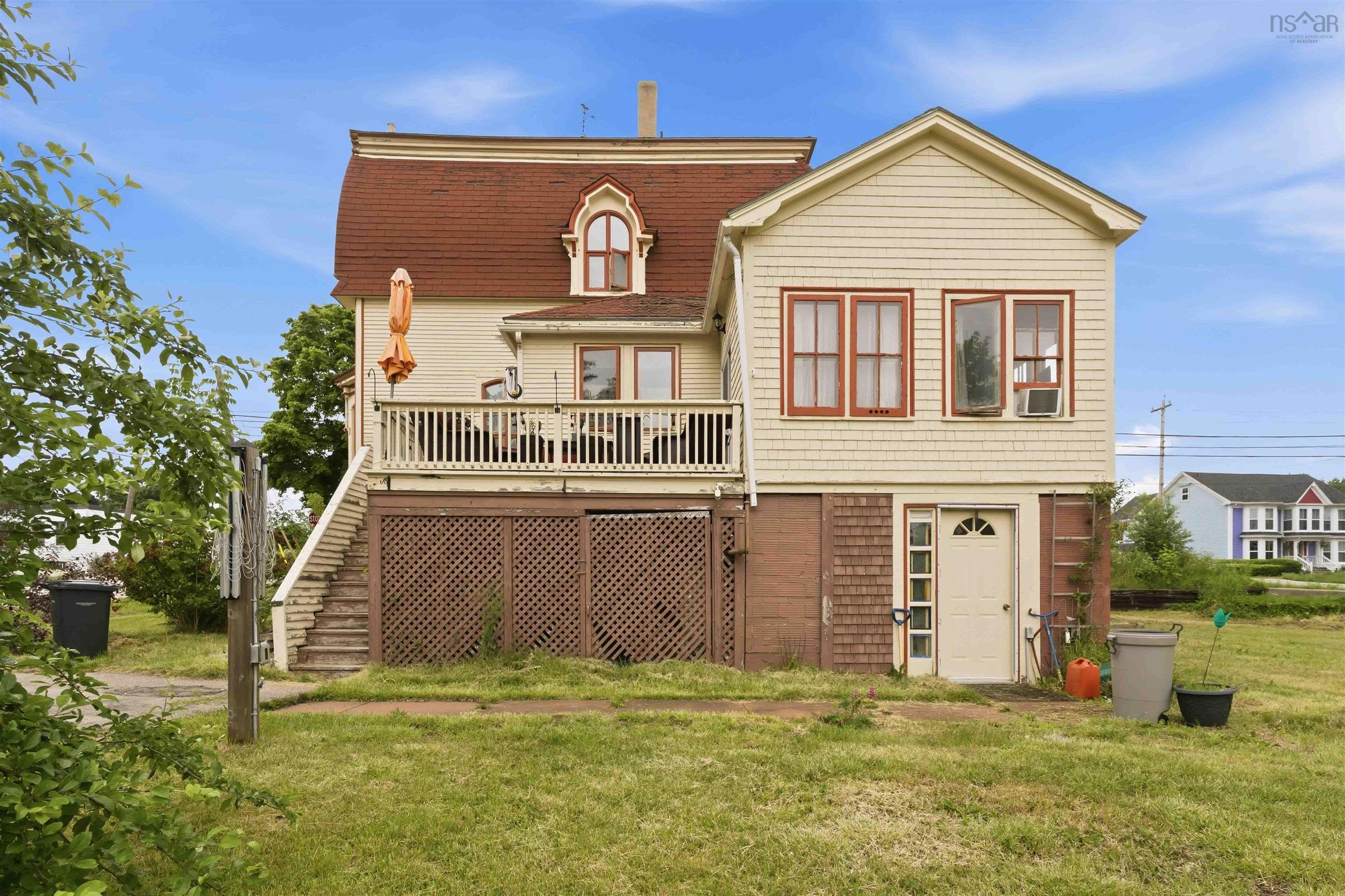 $350,000.00: 318 Granville Street E, Bridgetown