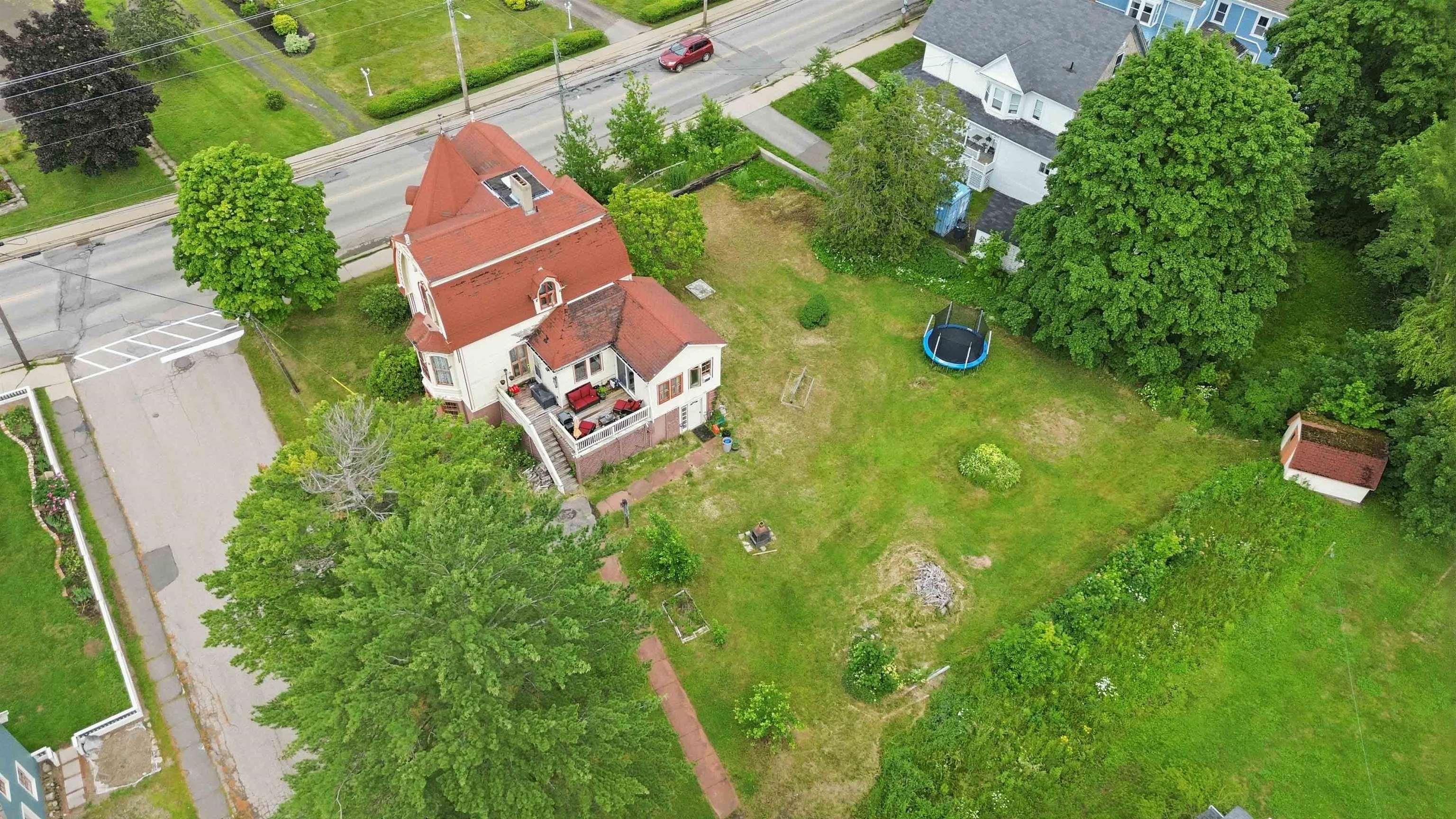 $350,000.00: 318 Granville Street E, Bridgetown