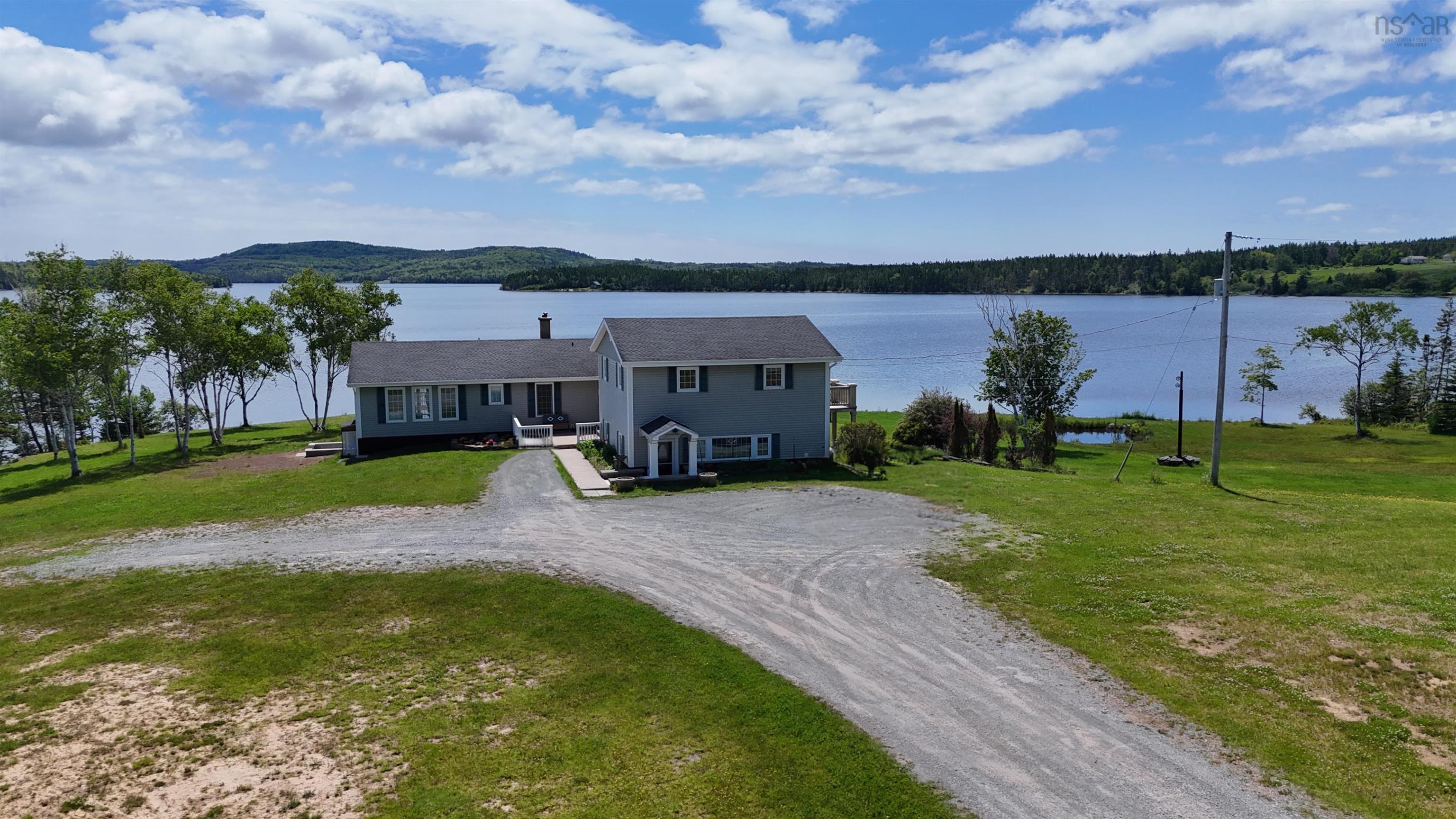 $1,499,000.00: 8265 West Bay Highway, Sampsonville