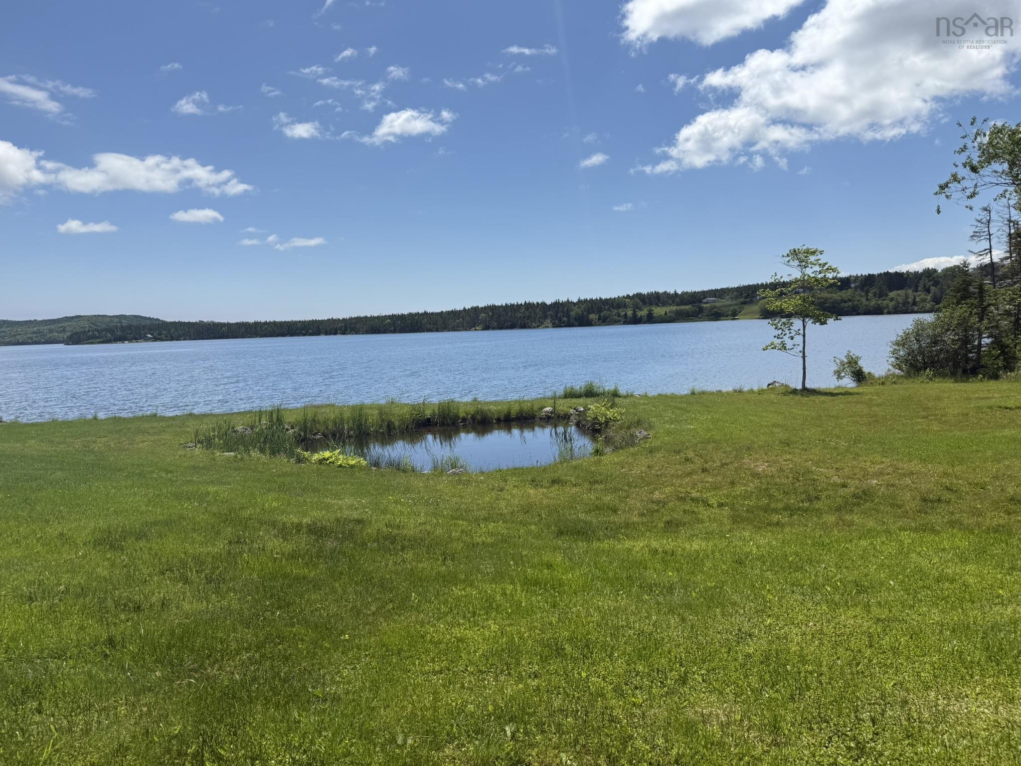 $1,499,000.00: 8265 West Bay Highway, Sampsonville