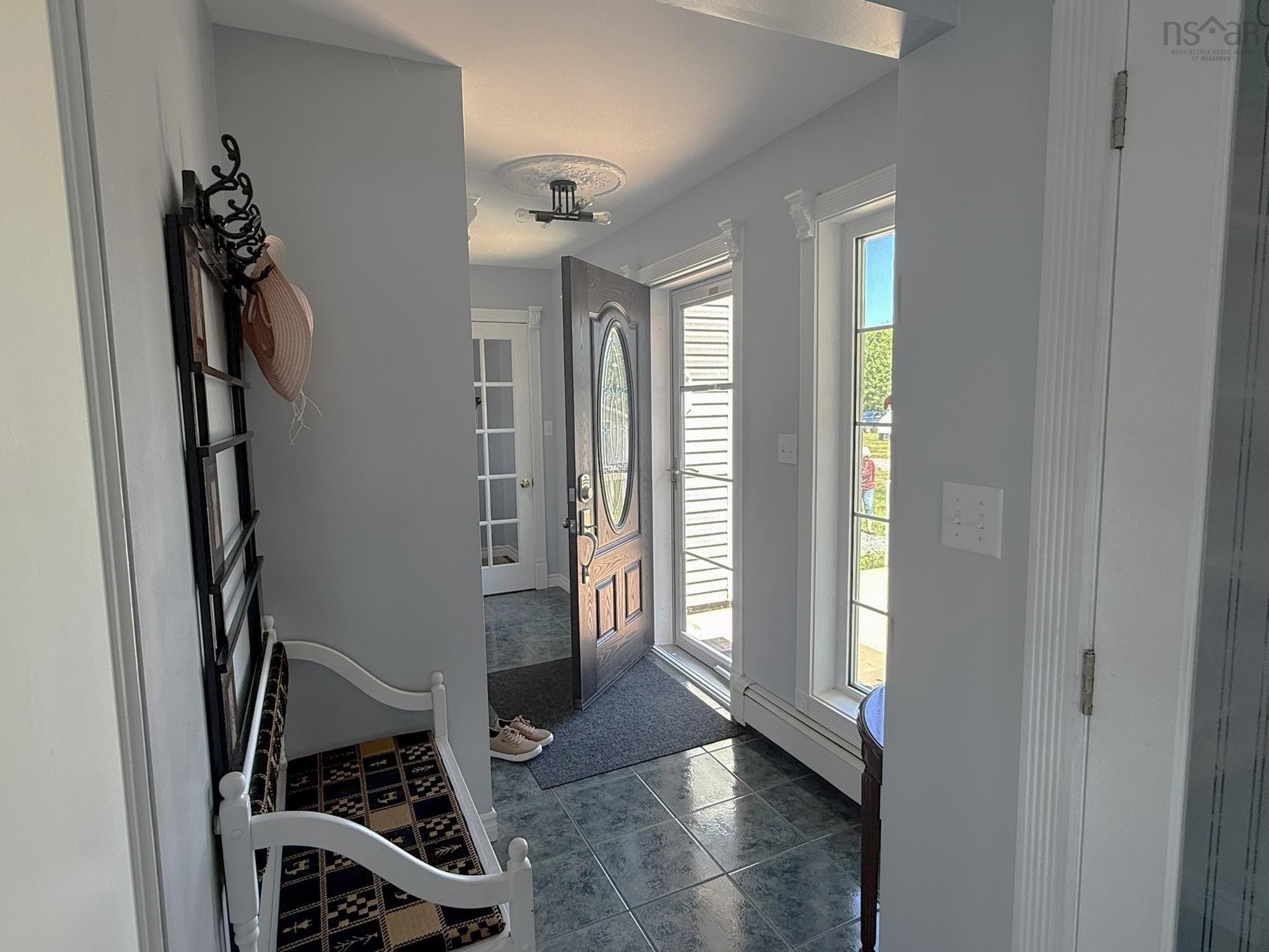 $1,499,000.00: 8265 West Bay Highway, Sampsonville