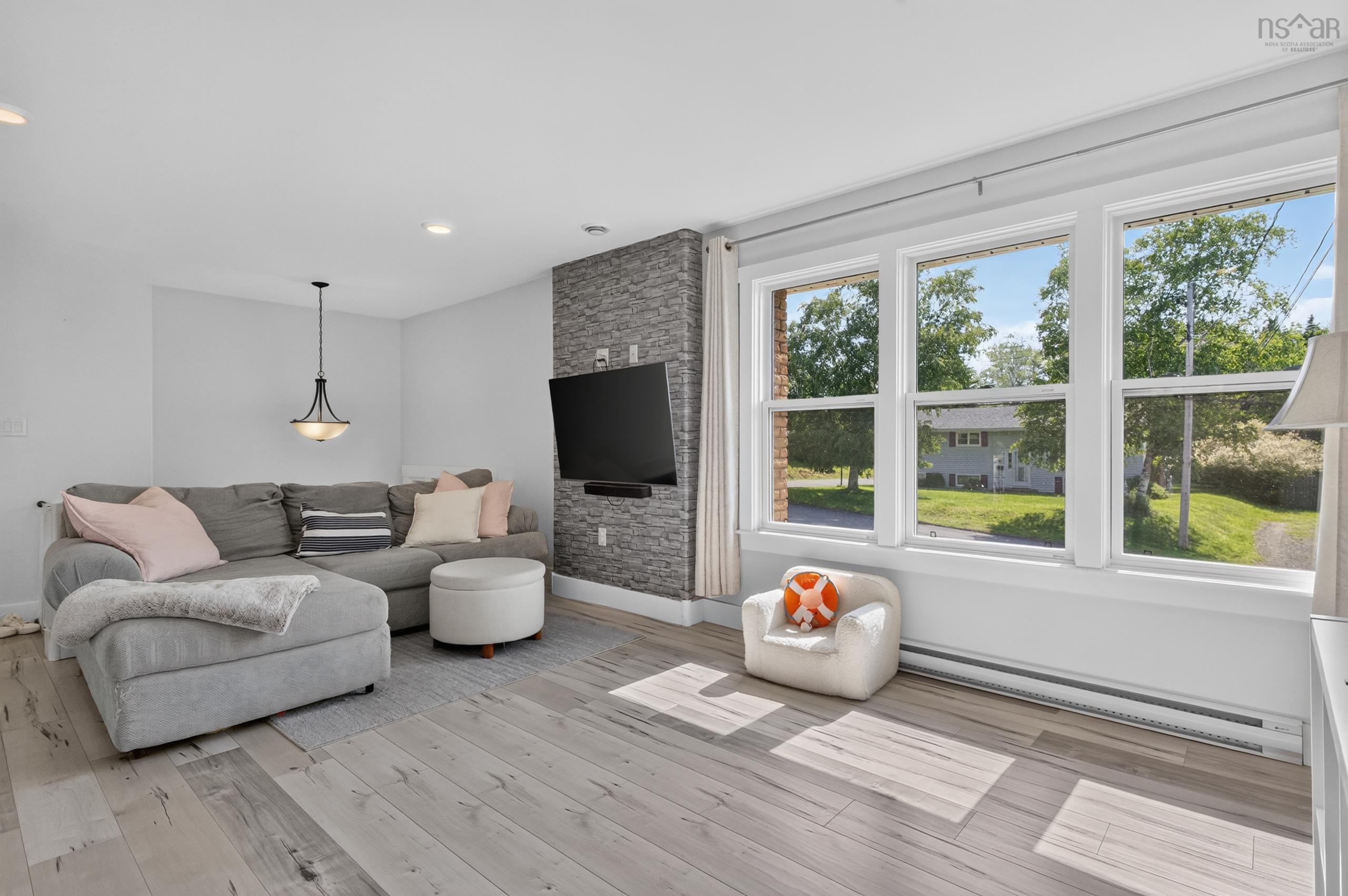 $399,900.00: 12 Birch Street, Salmon River