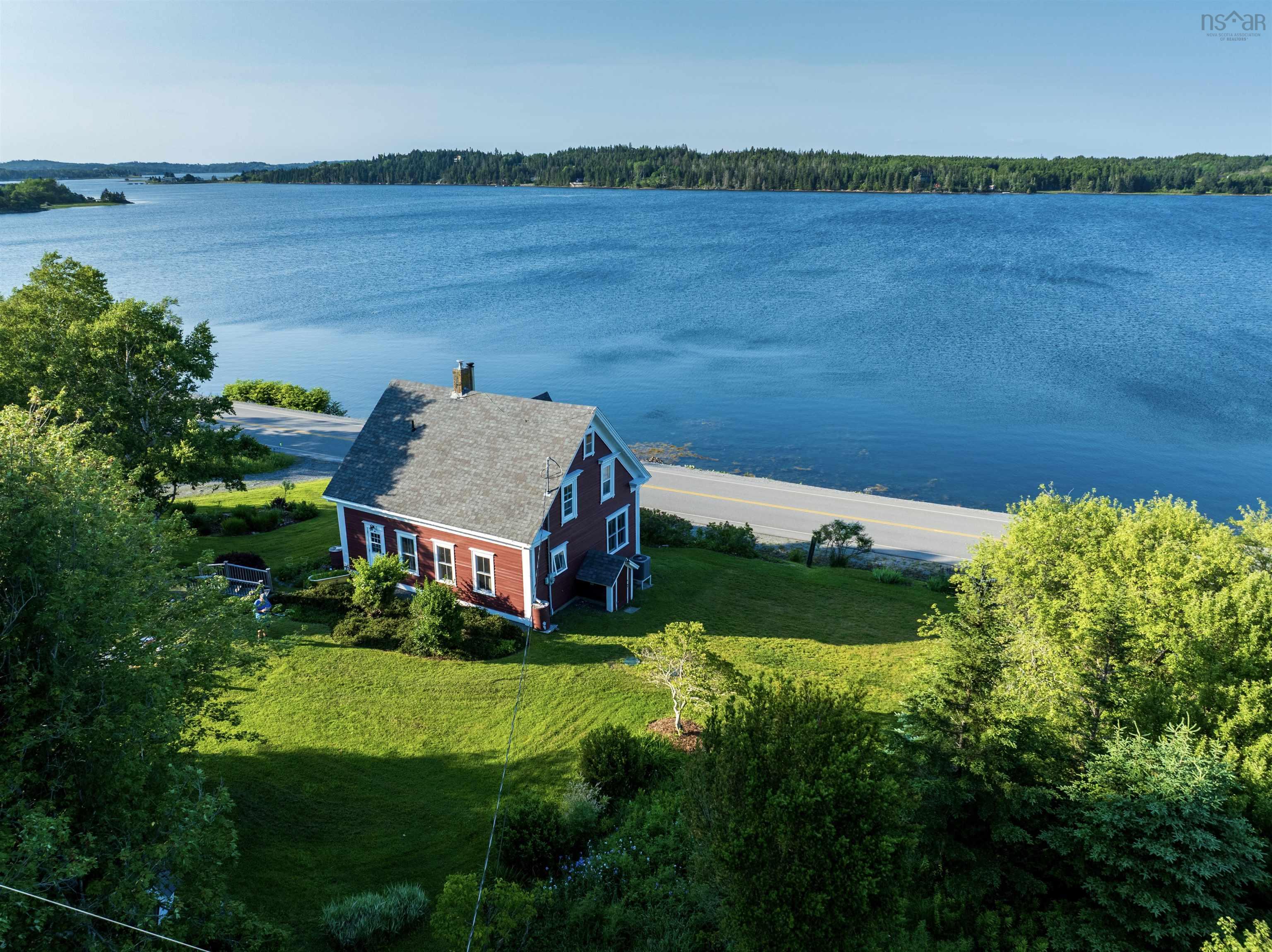 $695,000.00: 2832 332 Highway, Bayport
