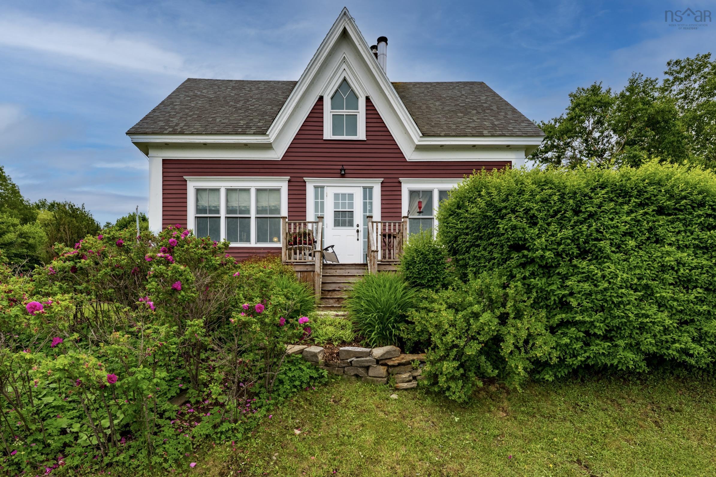 $695,000.00: 2832 332 Highway, Bayport