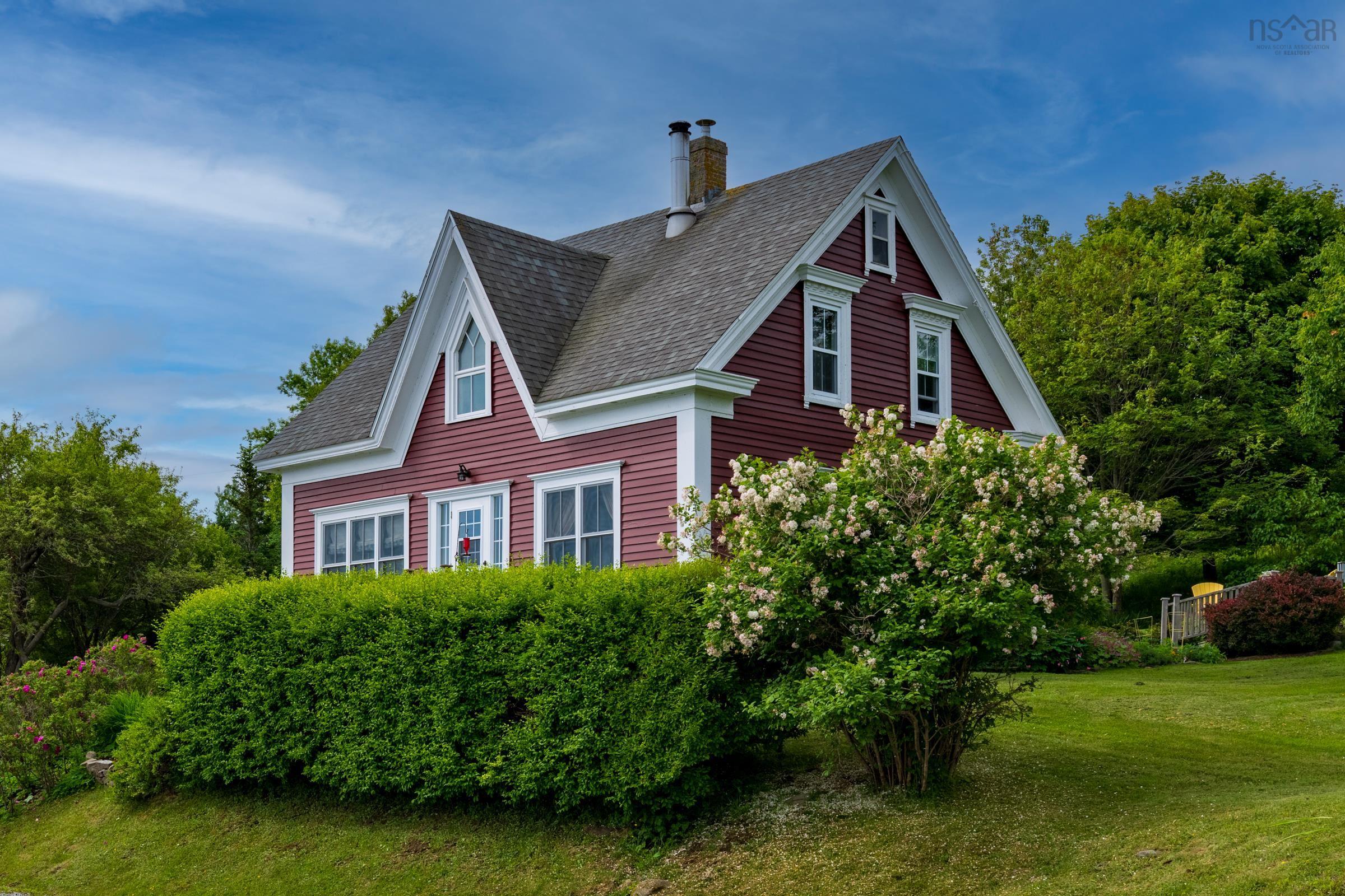 $695,000.00: 2832 332 Highway, Bayport